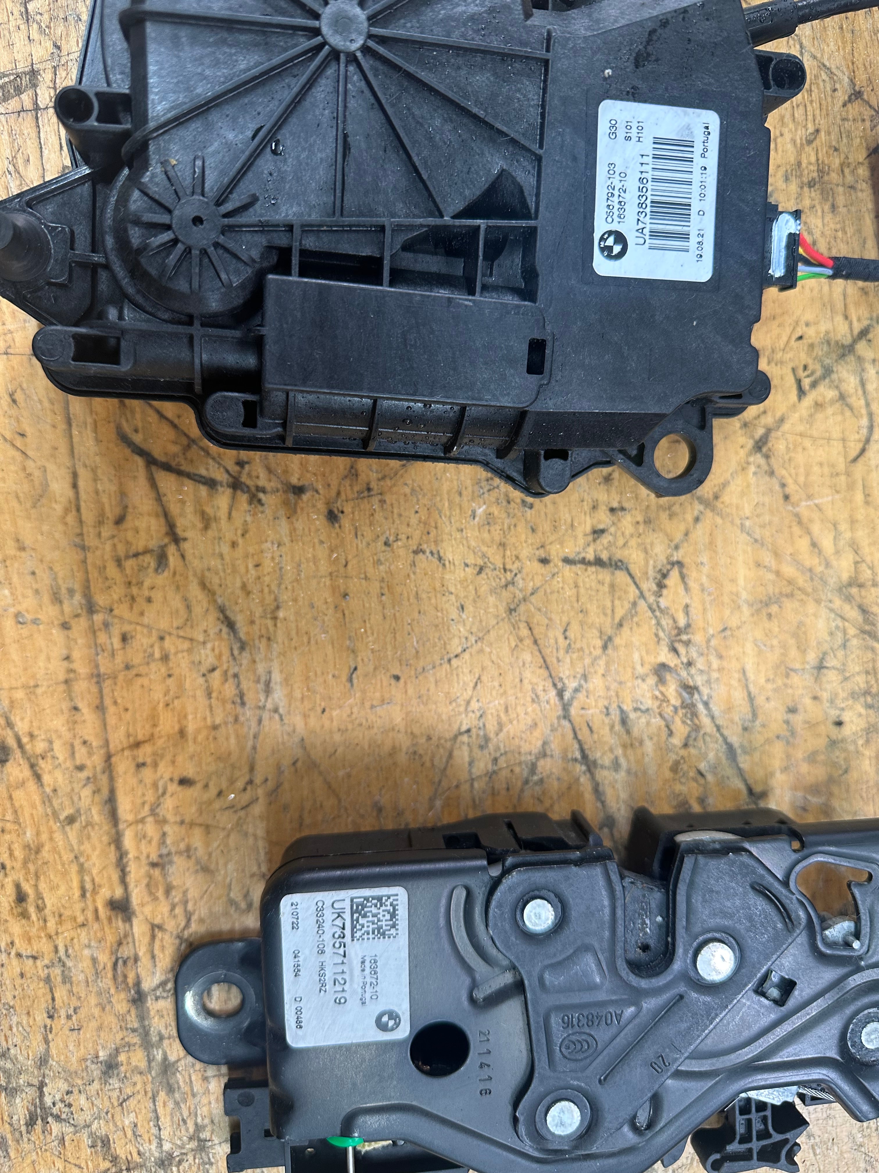 BMW 5 G30 G38 2019 Tailgate Trunk Boot Lock Catch Latch (738356111) (735711219)