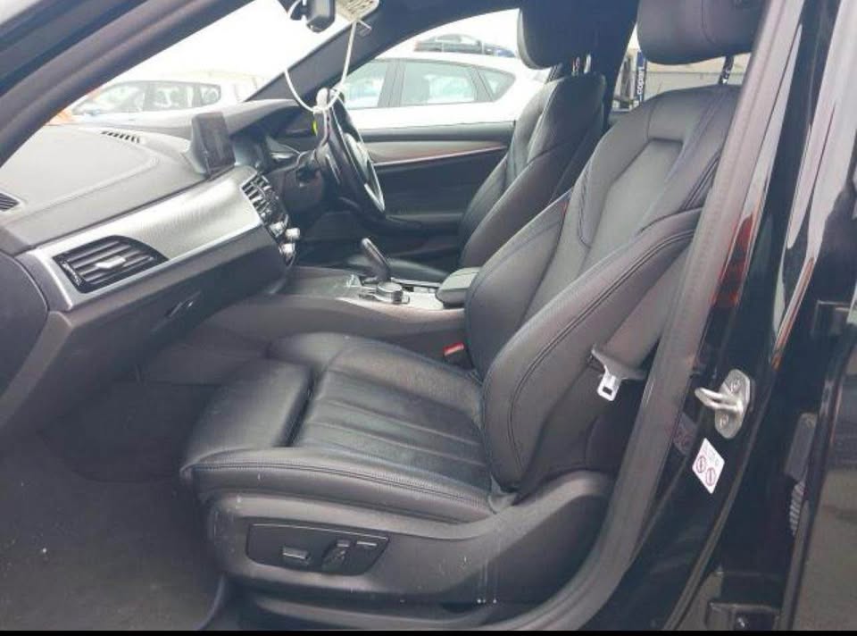BMW 5 Series G30 2018 BREAKING – (Price is for wheel nut only)