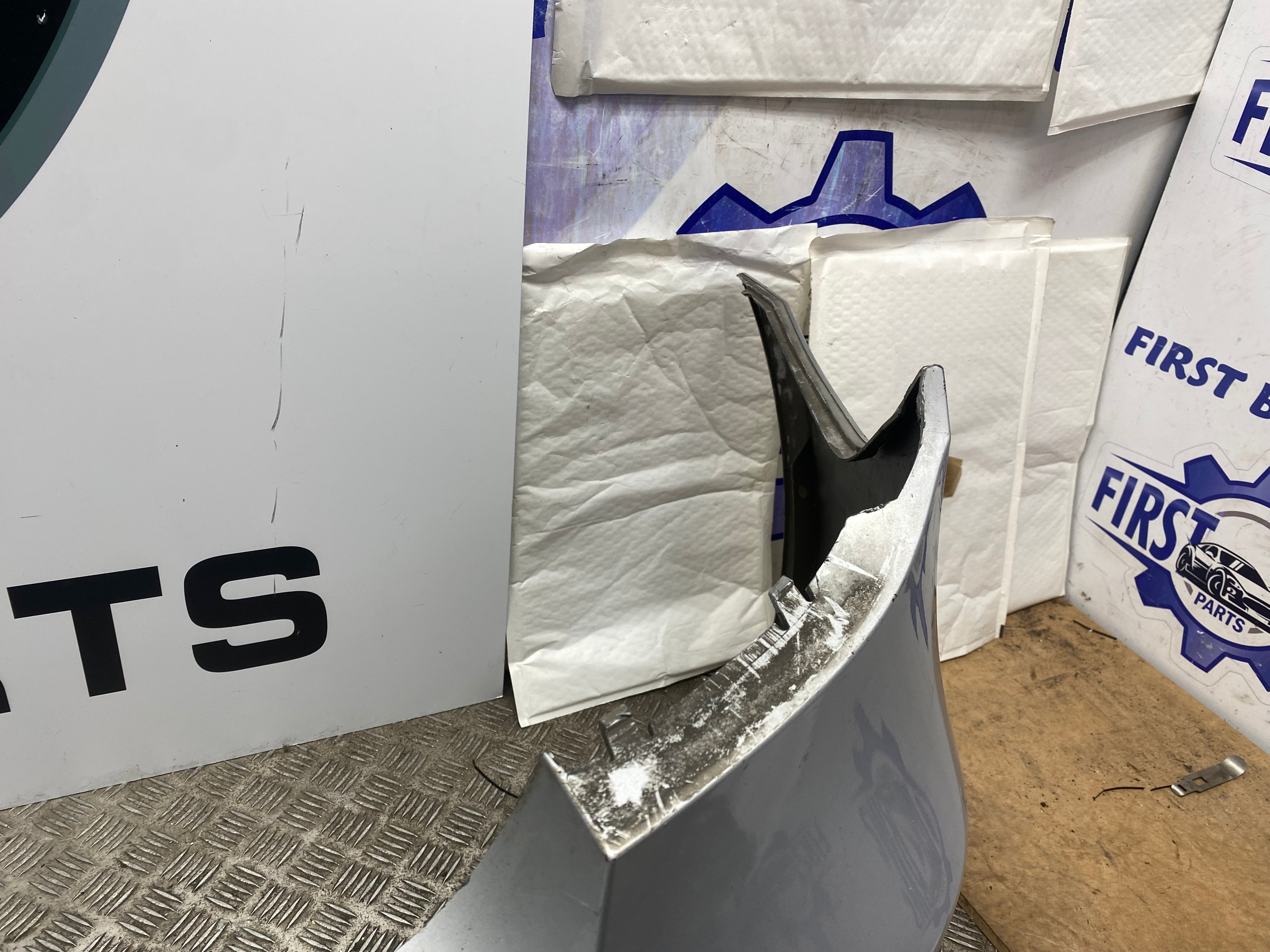BMW 1 Series E87 SE Rear Bumper – 2004–2010