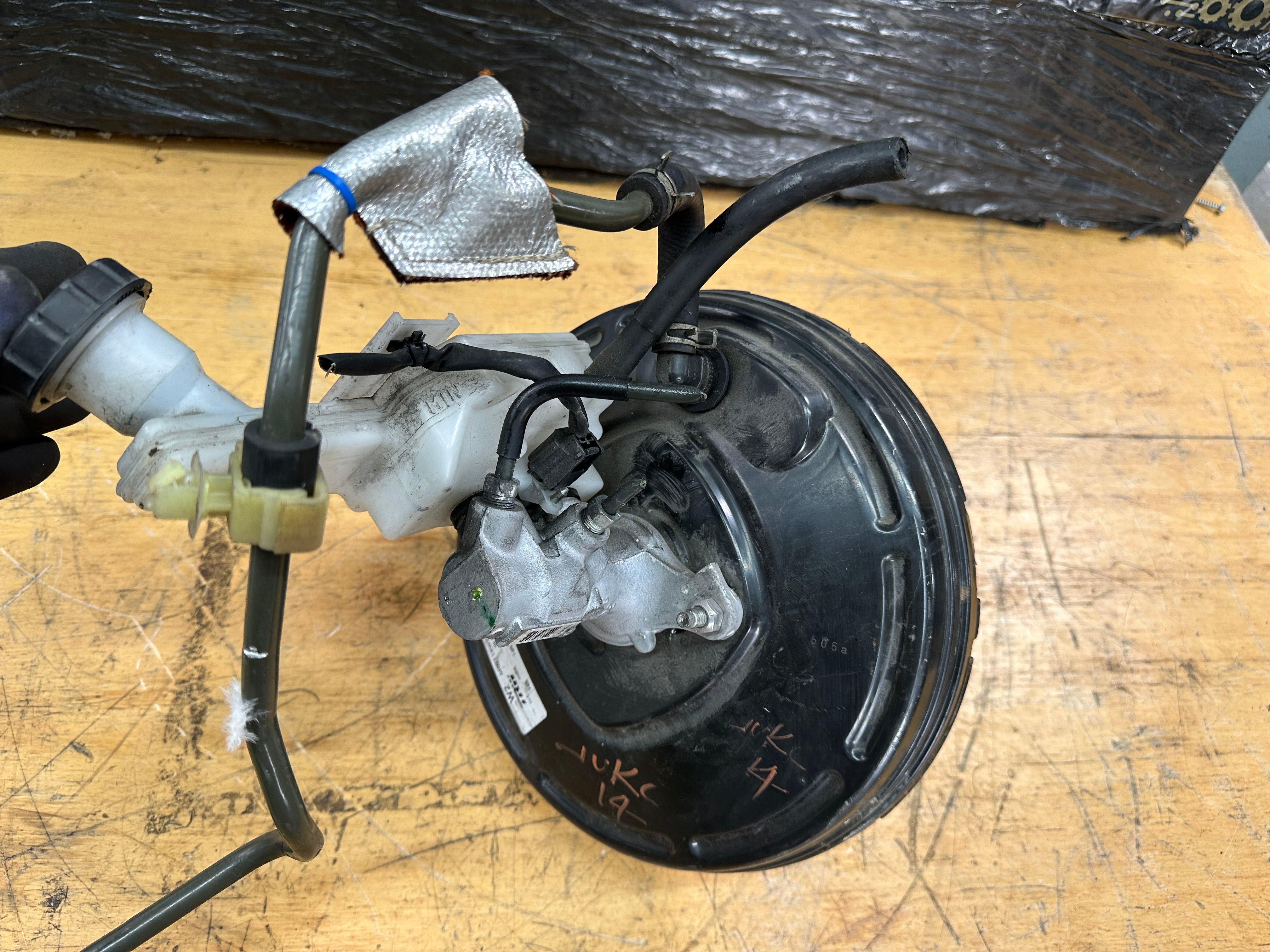Nissan Juke 2014–2019 Brake Servo with Master Cylinder (46007 1KW2B)