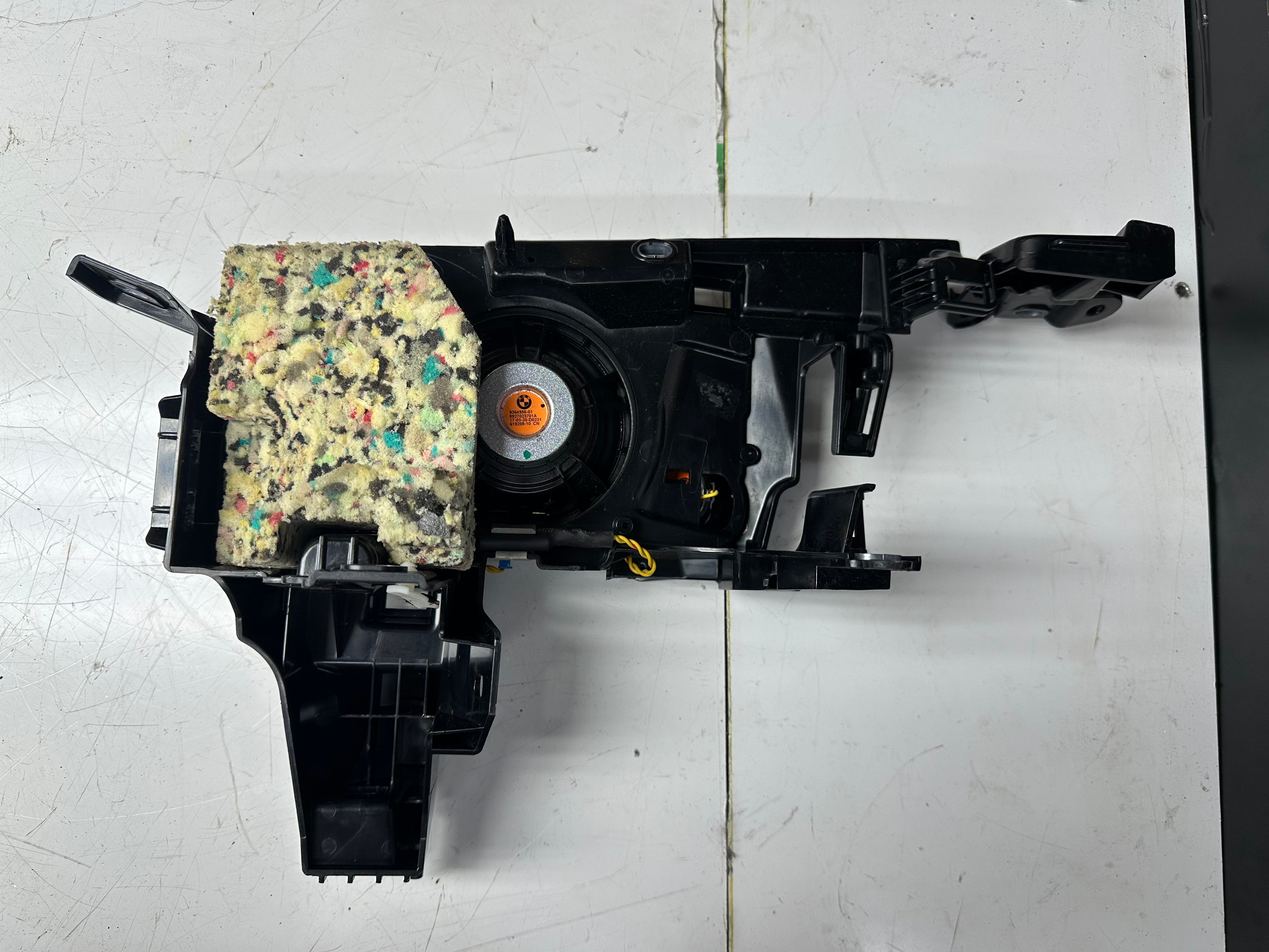 BMW 4 Series F36 Rear Stand Trunk Right Side (51477309530)