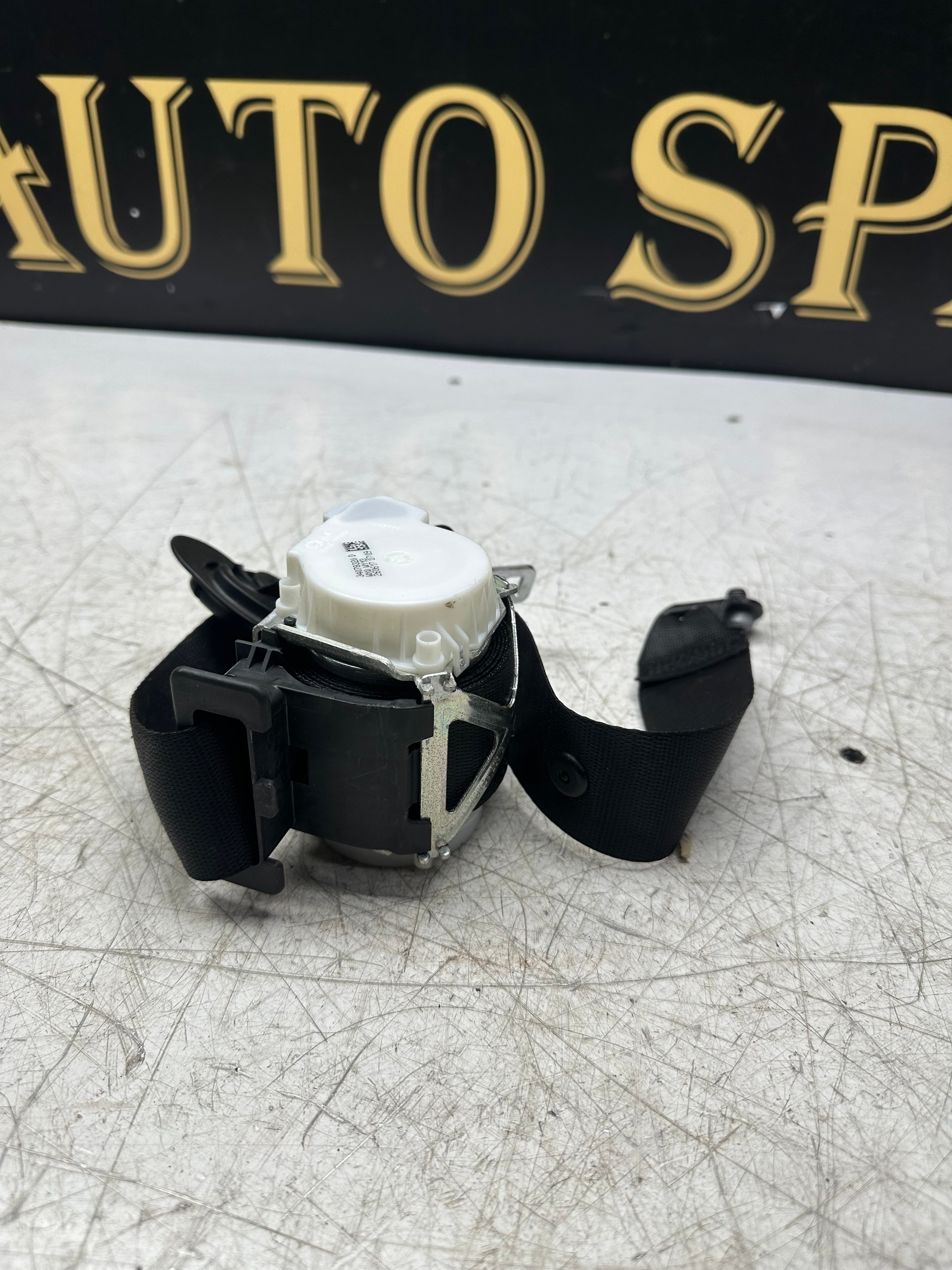 BMW 3 Series F30 / F31 Front Seat Belt – Left Passenger Side (34078320D)