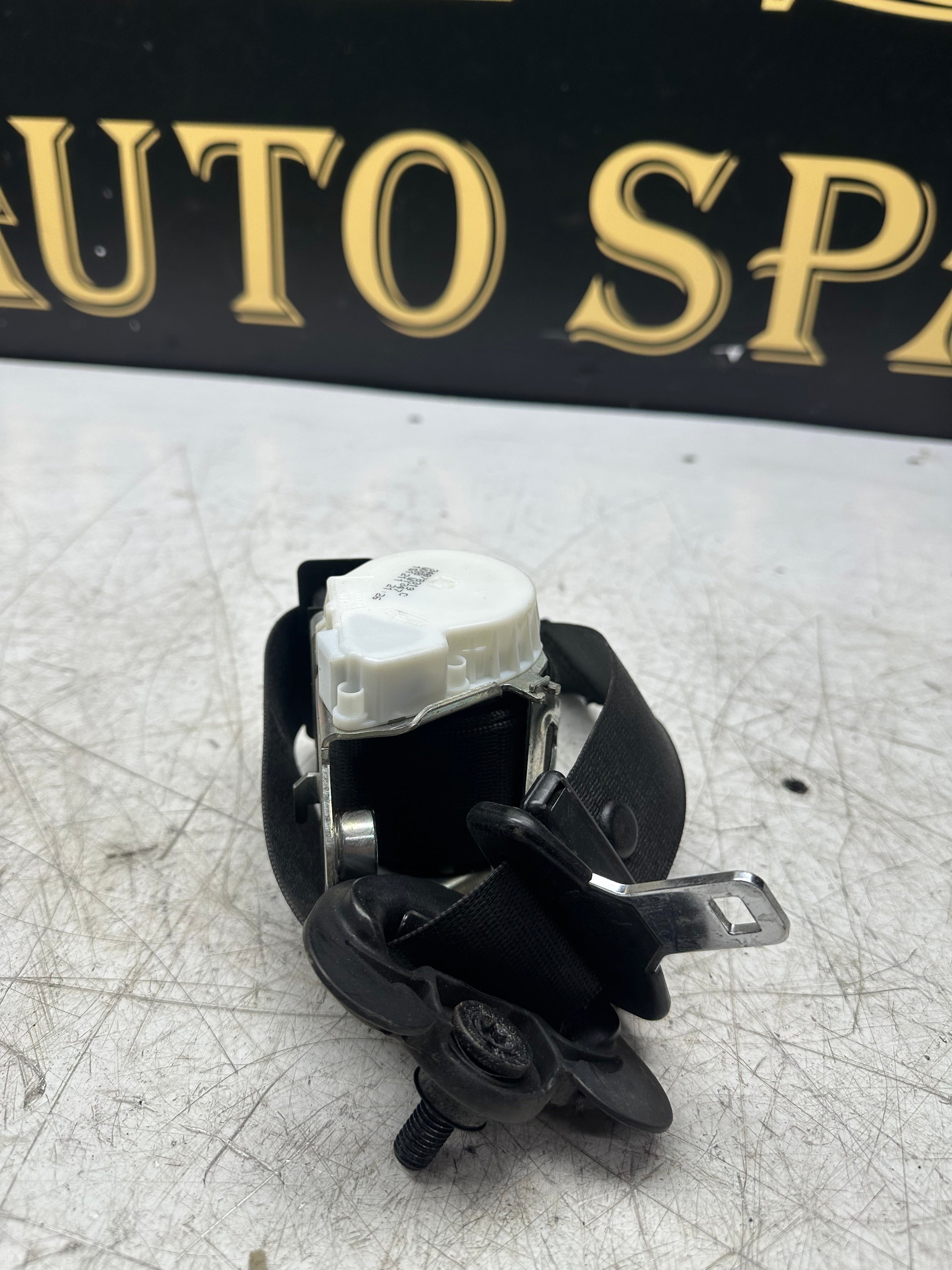 BMW 1 Series F20 / F21 Front Seat Belt – Left Passenger Side (34078319C)