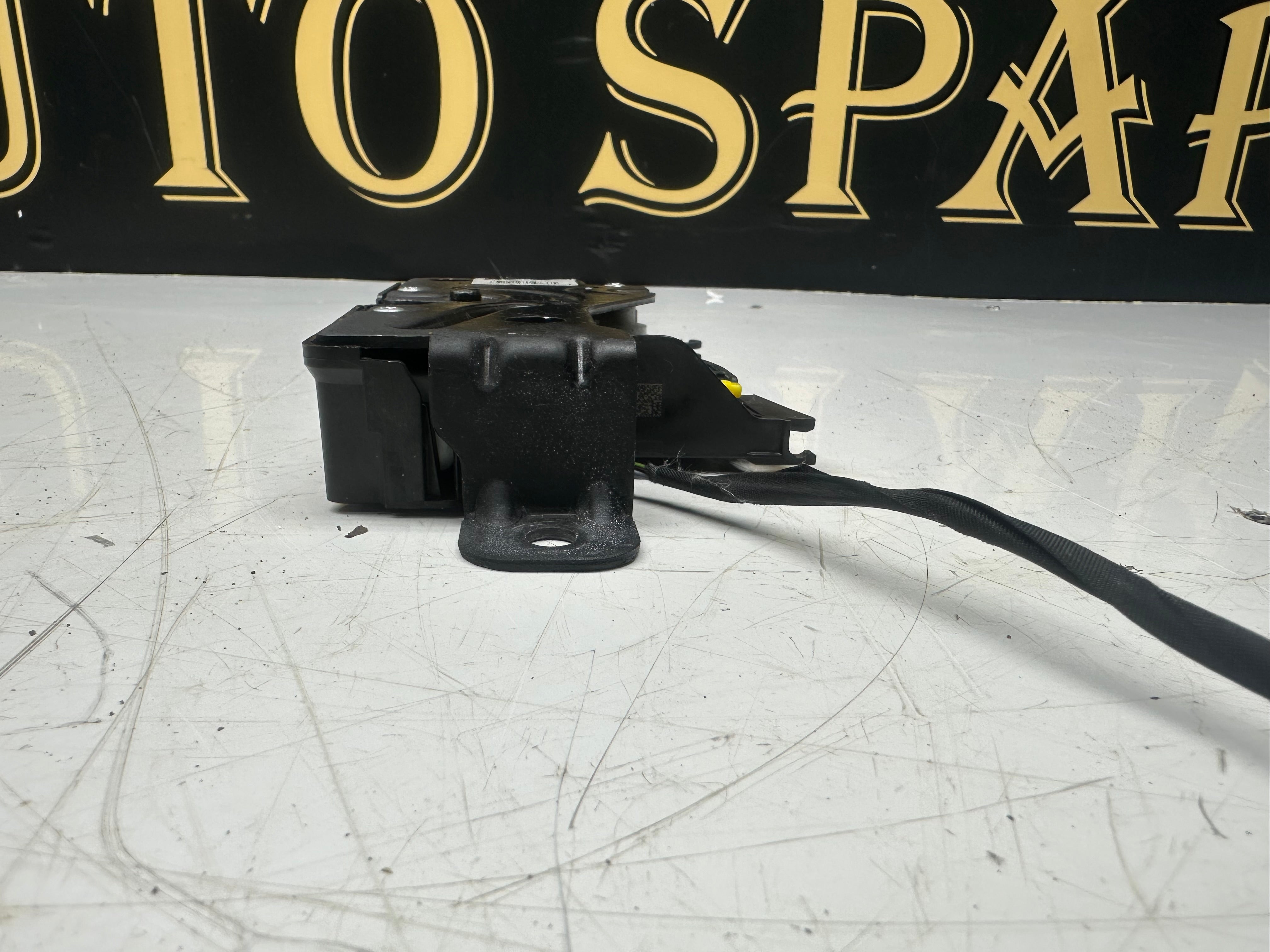 BMW 3 Series Tailgate Boot Lock Latch 2018–2025 G20/G80 (163672-10)