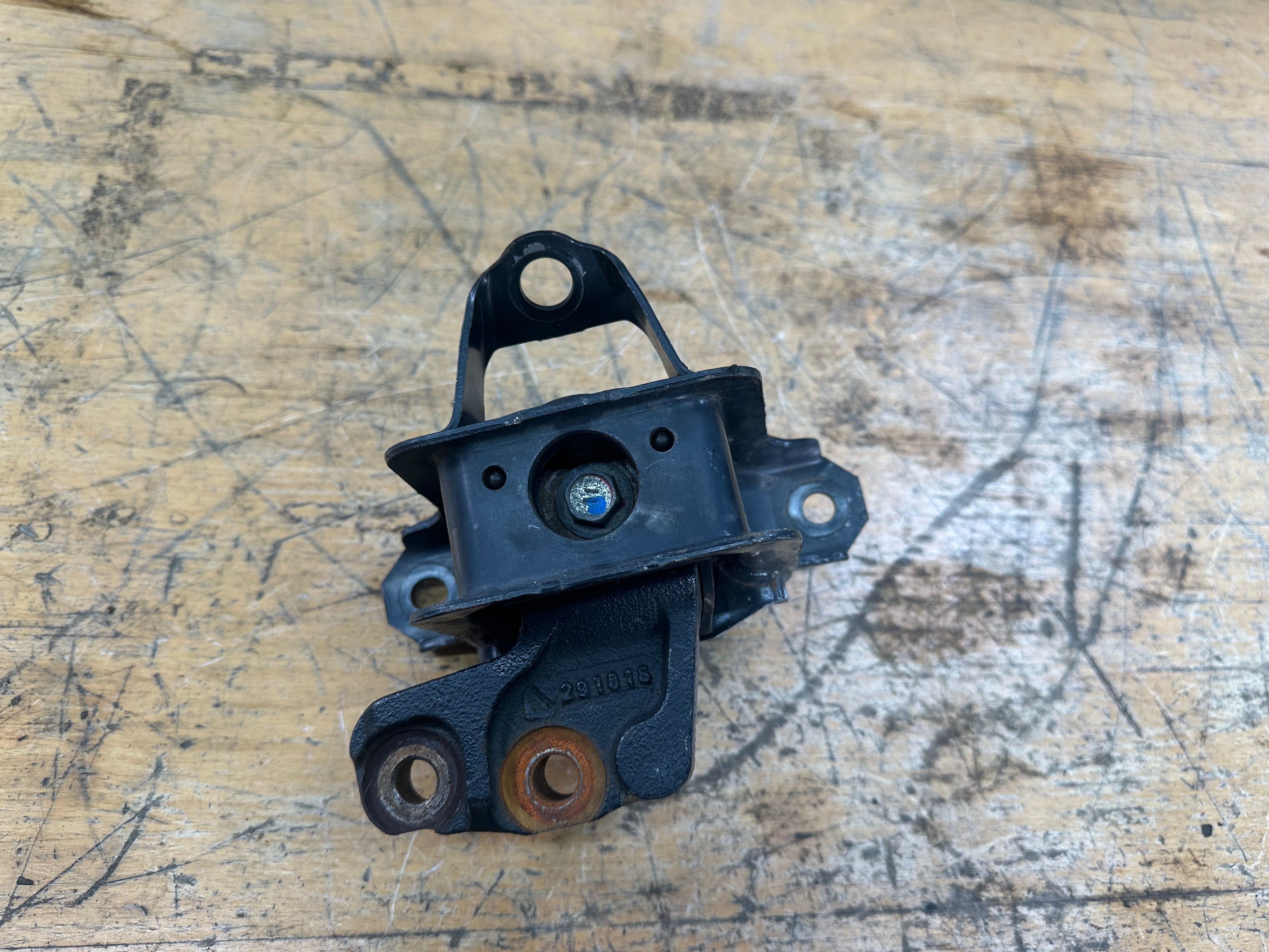 Toyota Aygo 2014-2022 Engine Mount