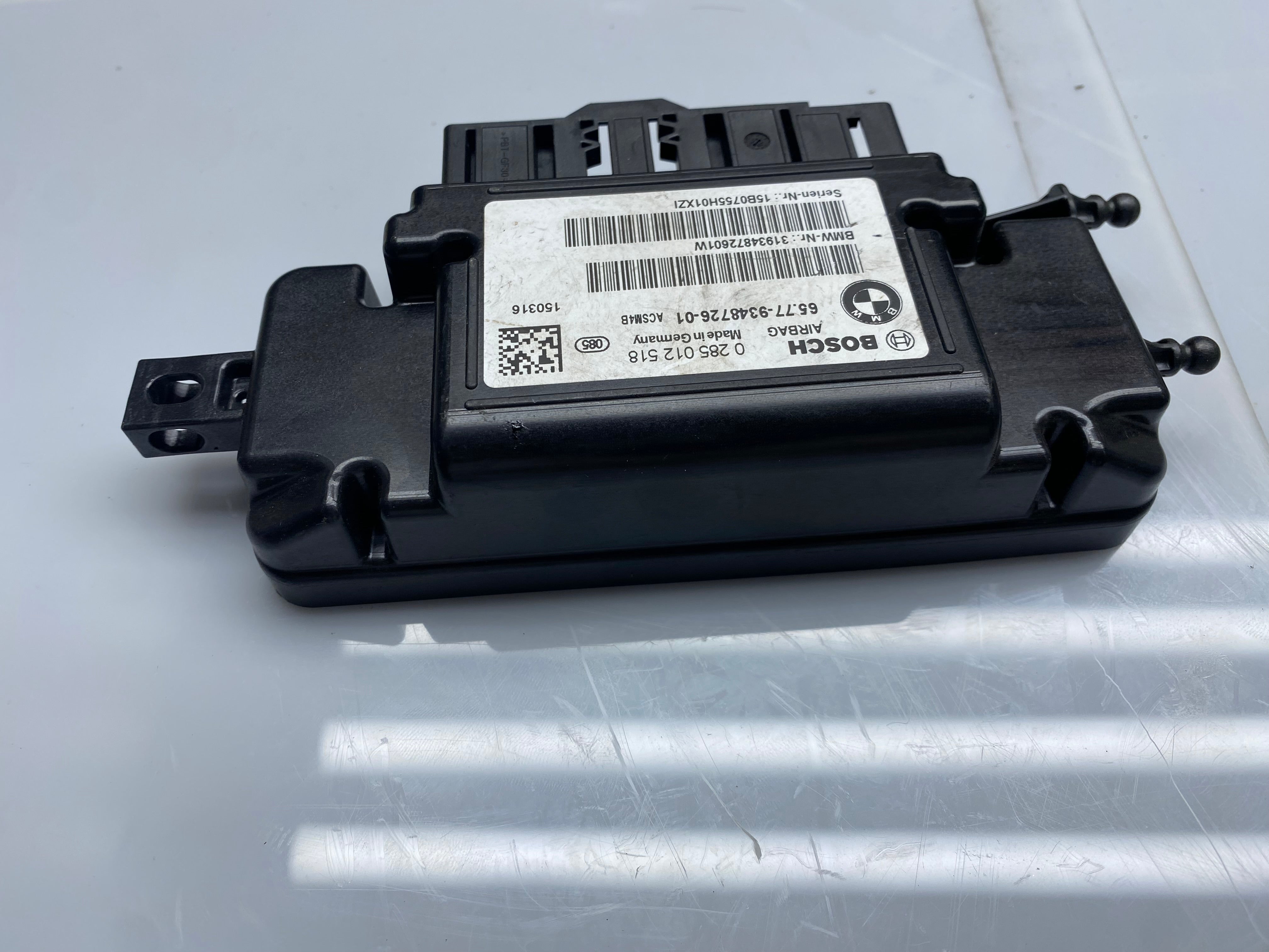 BMW 1 Series F20 118d M Sport Airbag Control Module (65.77-9348726-01)