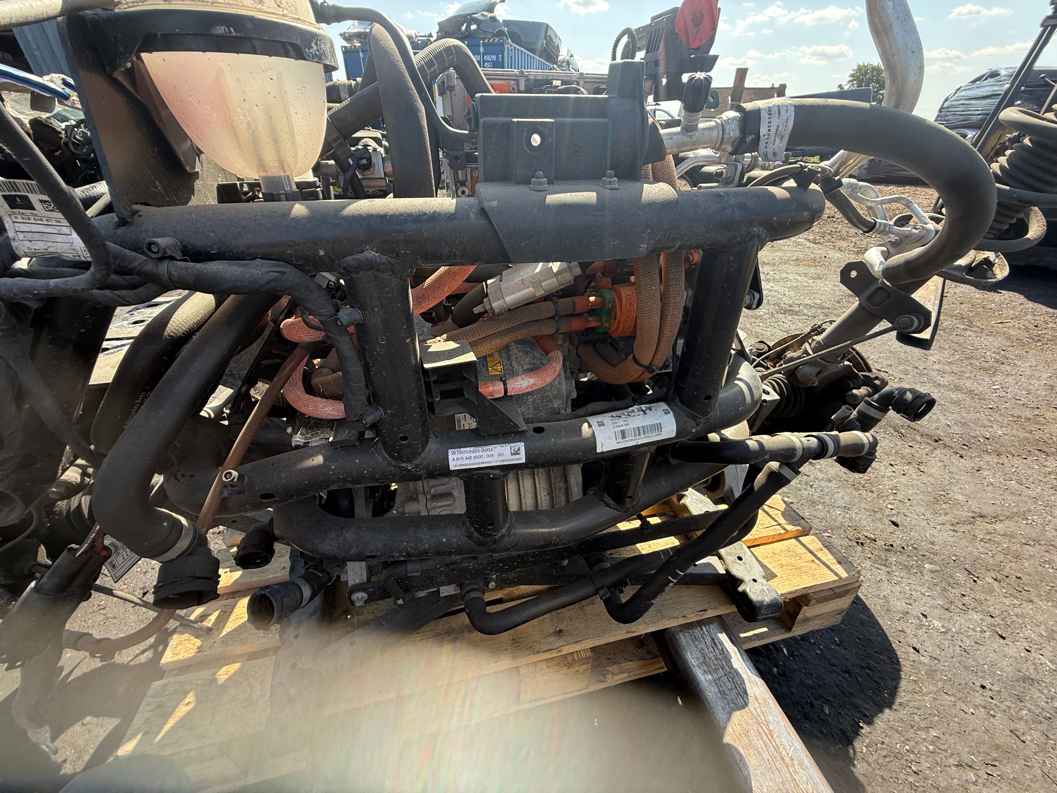 Mercedes Sprinter MK3 (W907) Front Electric Motor