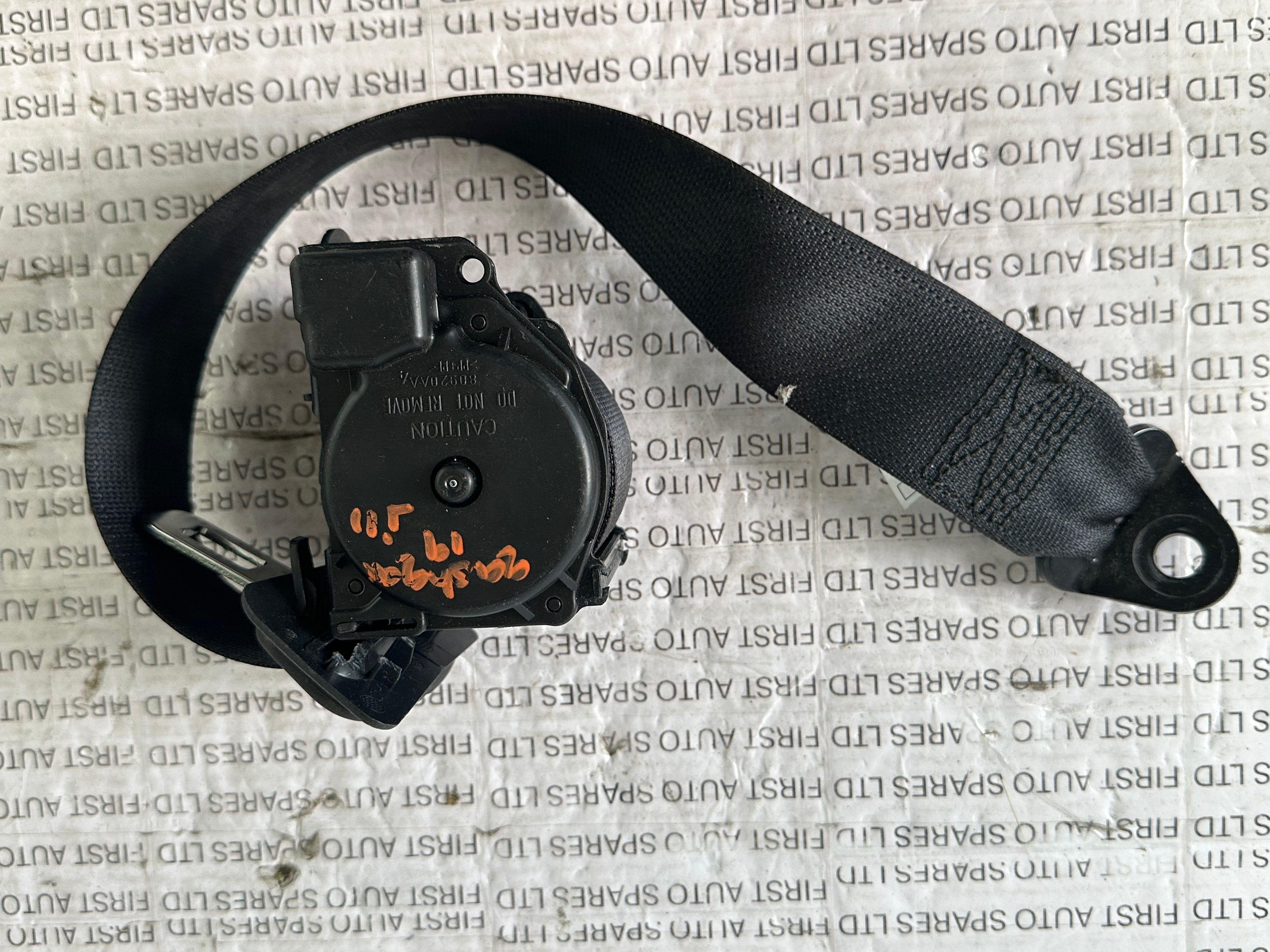 Nissan Qashqai Rear Seatbelt Buckle #2 (80920AA)