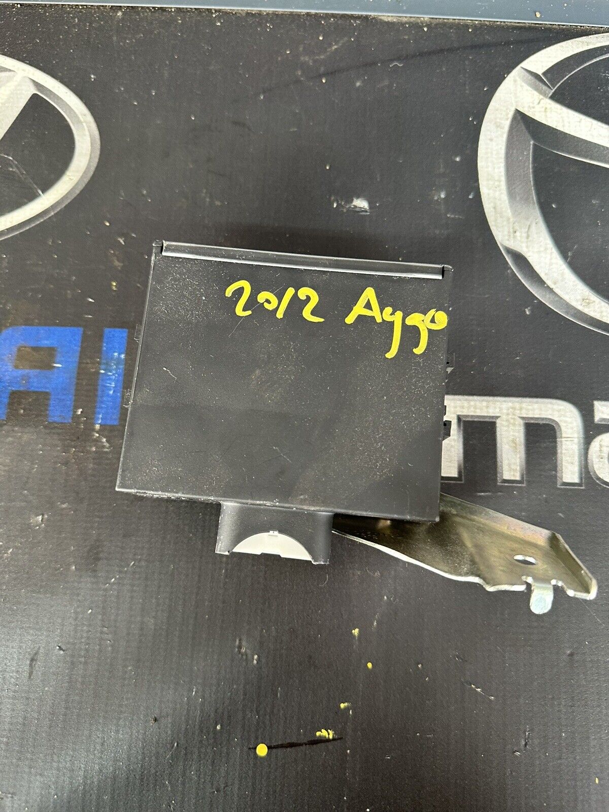 TOYOTA  AYGO 2010 DOOR CENTRAL LOCKING MODULE ECU -  89740-0H021