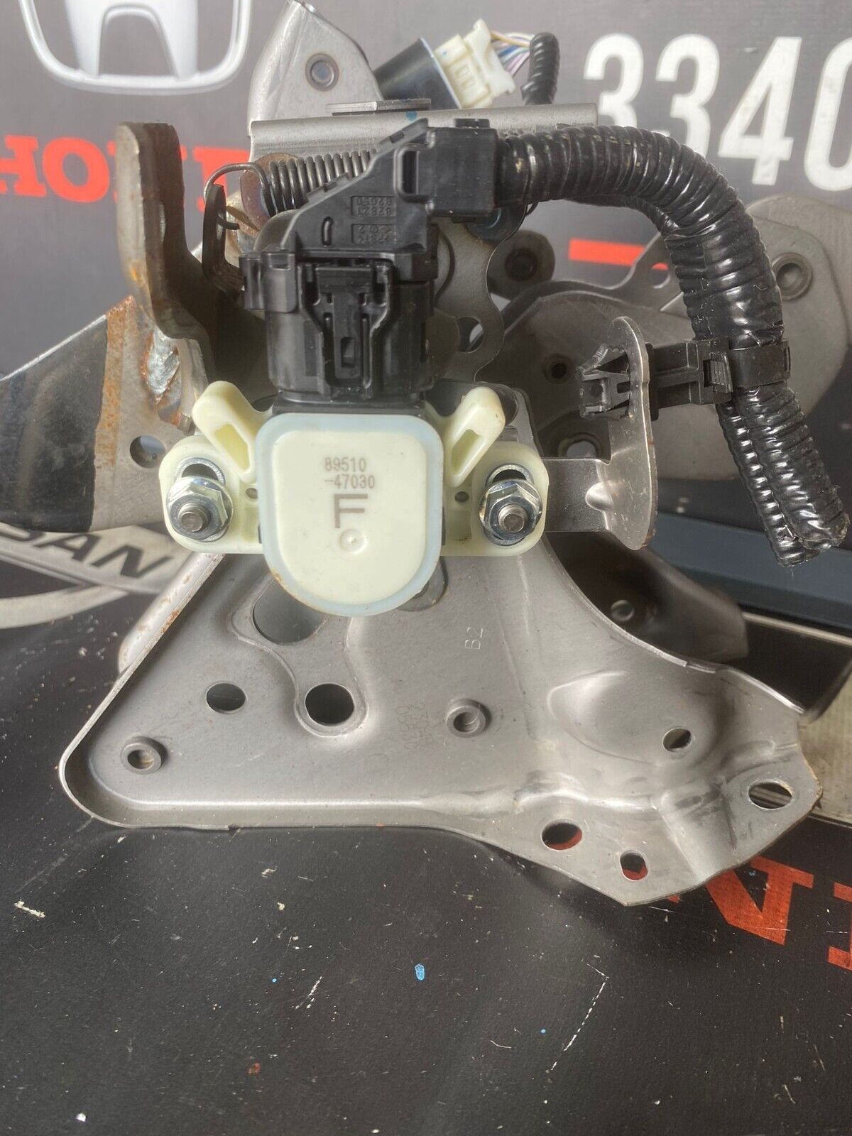 TOYOTA RAV 4 HYBRID BRAKE PEDAL ASSEMBLY