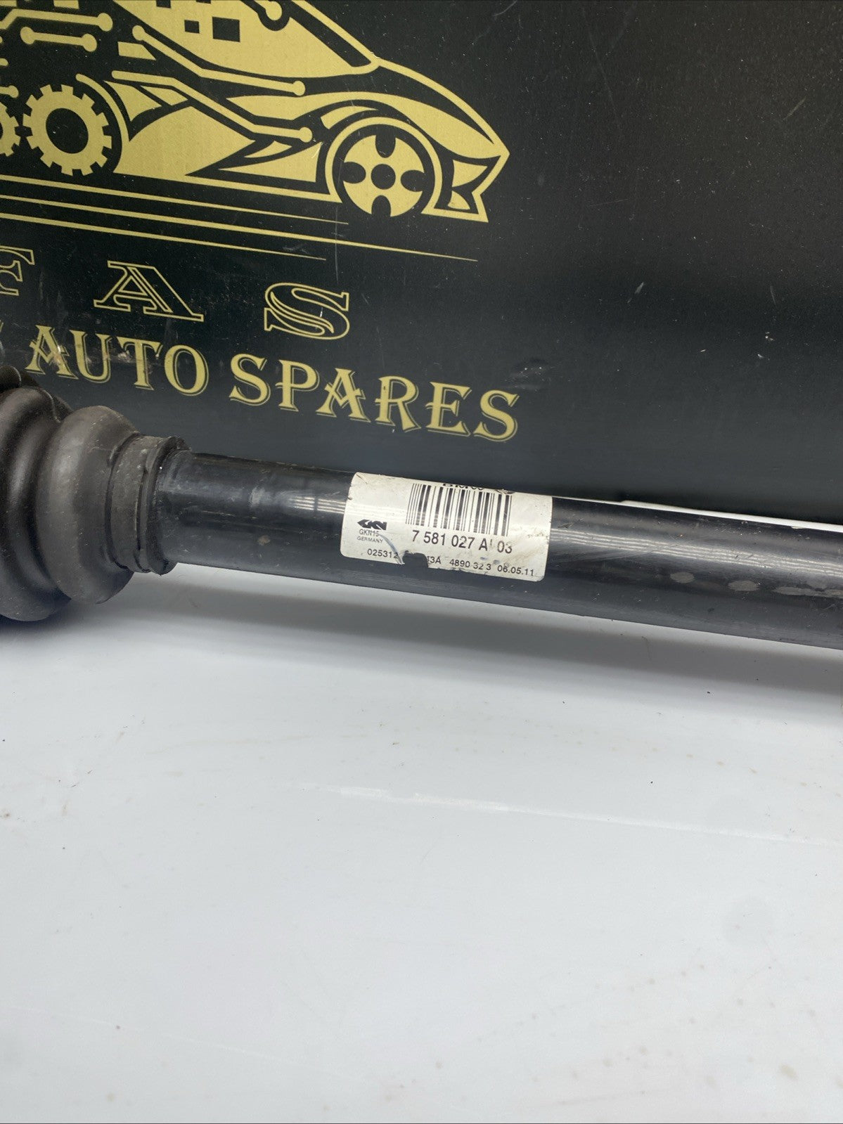 BMW F10 5 SERIES Left Driveshaft 7581027