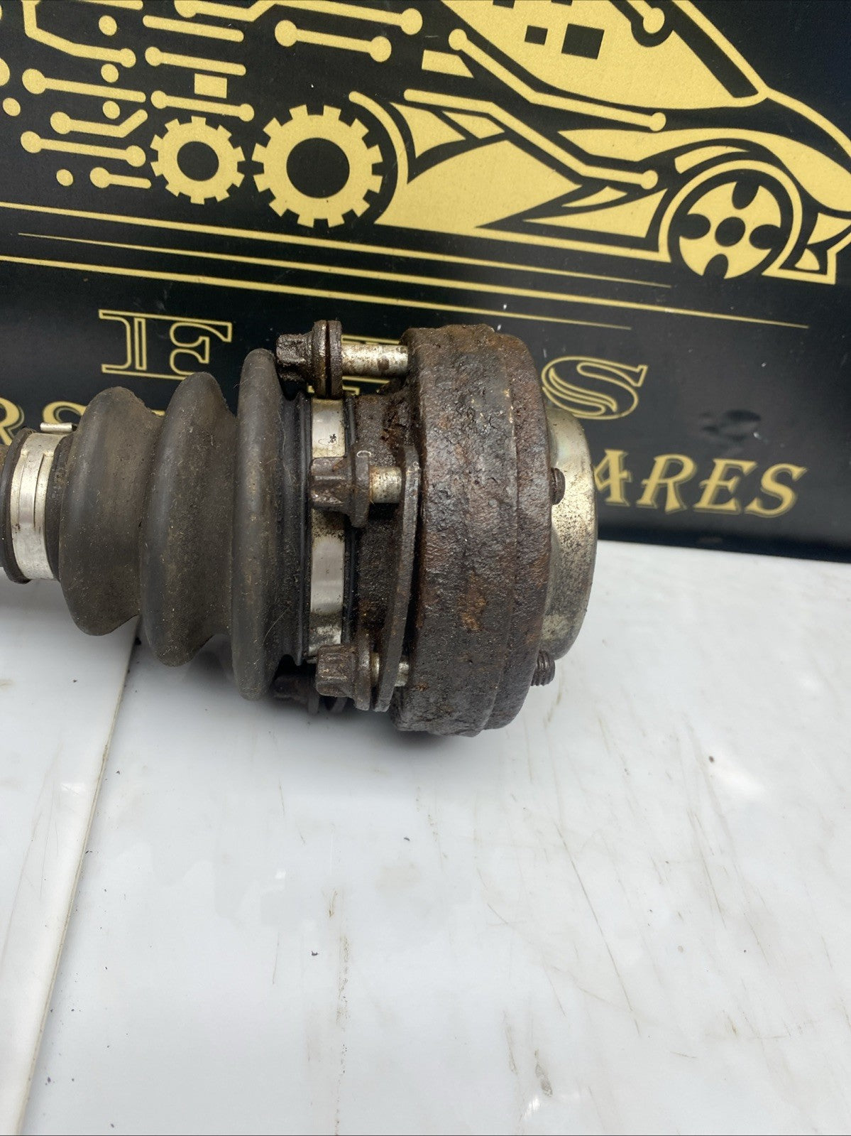 BMW E81 E87 E90 E91 E92 Driveshaft Output Shaft Left N/S 7523959