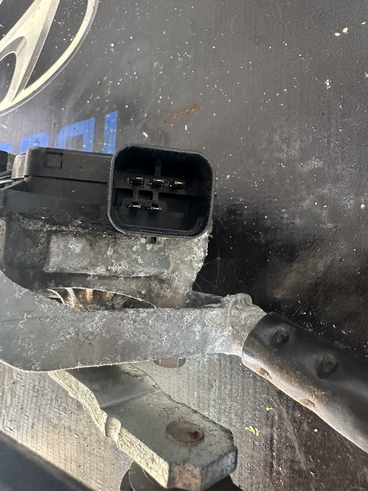 Hyundai I30 Mk3  FRONT WINDSCREEN WIPER MOTOR WITH LINKAGE 2012-2016