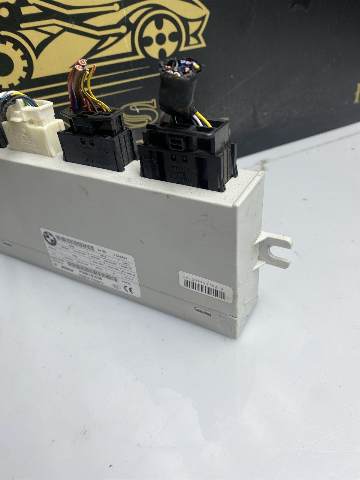 BMW 5 SERIES F10 F11 TAILGATE CONTROL MODULE ECU 7394651 2014