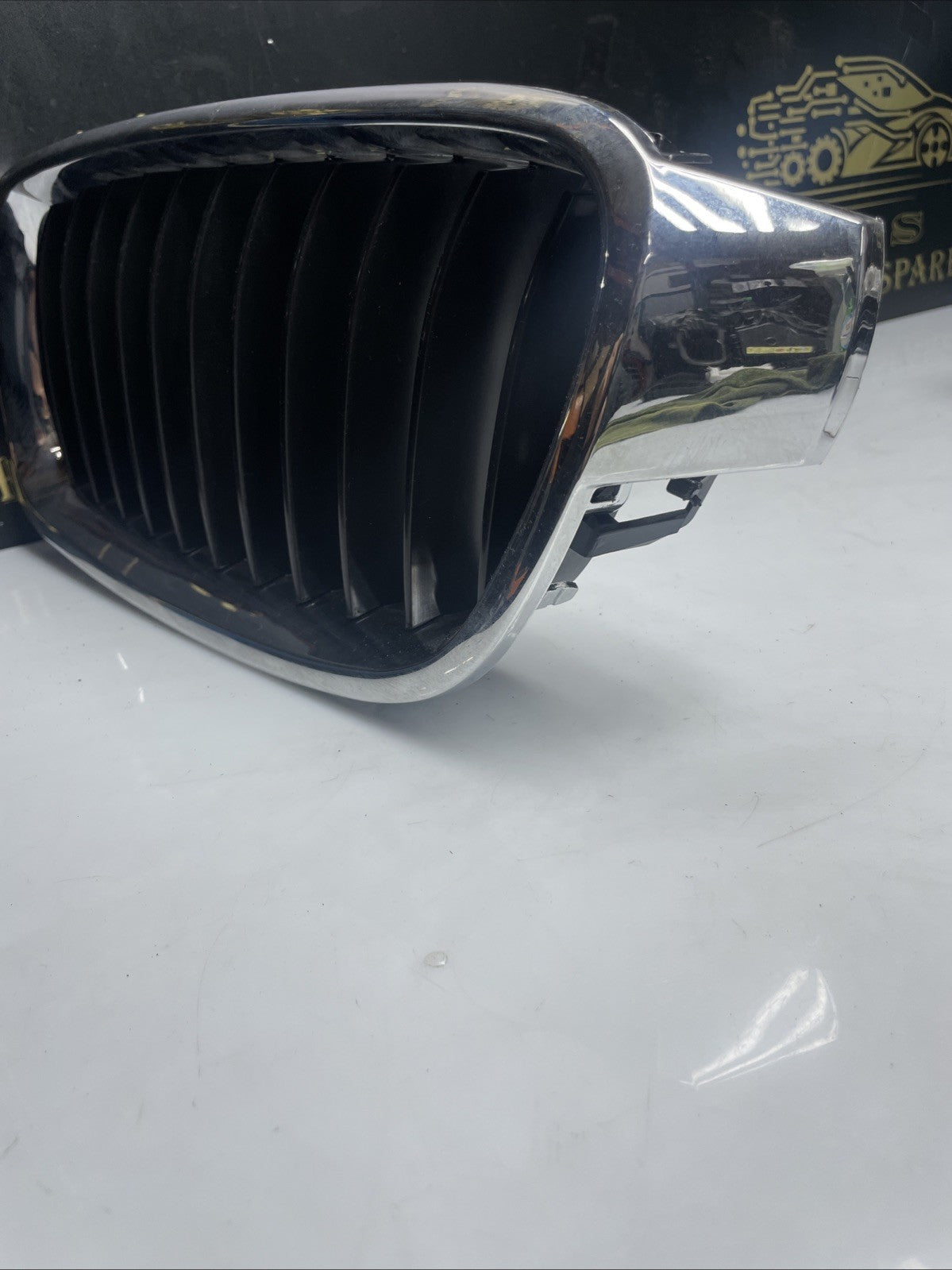 BMW 3 SERIES F30 F31 LH FRONT BUMPER KIDNEY GRILL 7295437 7295443 7295441