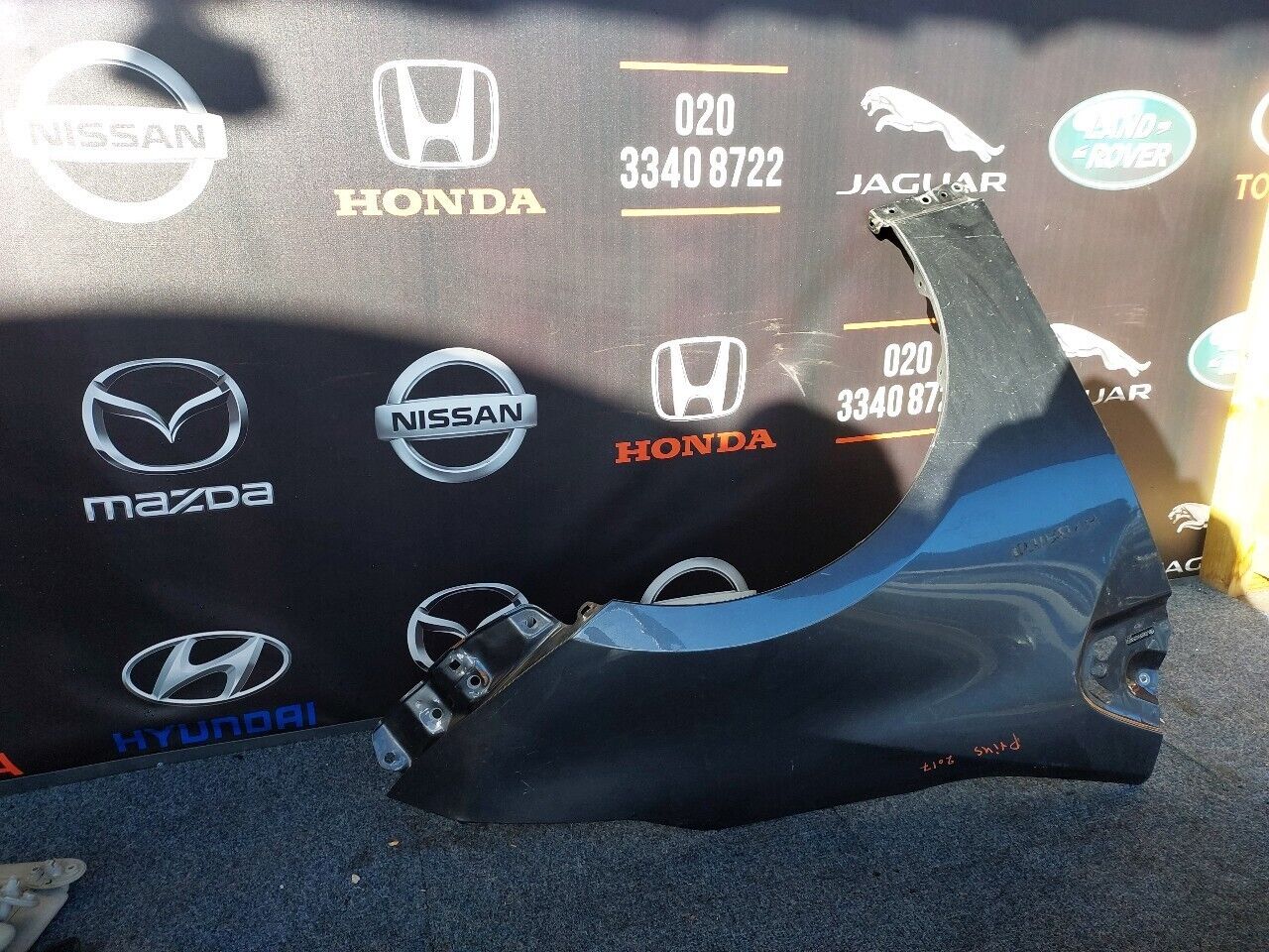 TOYOTA PRIUS O/S WING FENDER 2017