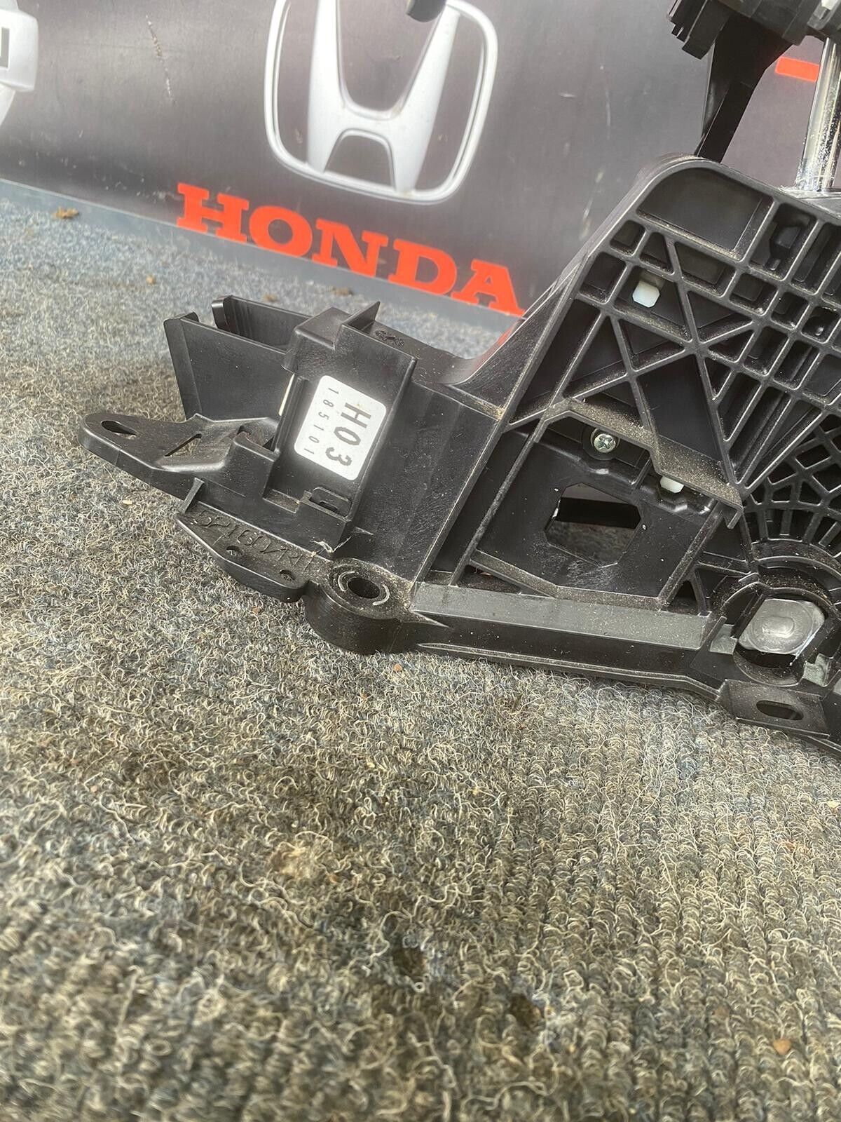 TOYOTA YARIS 2018 HYBRID AUTOMATIC GEAR SELECTOR