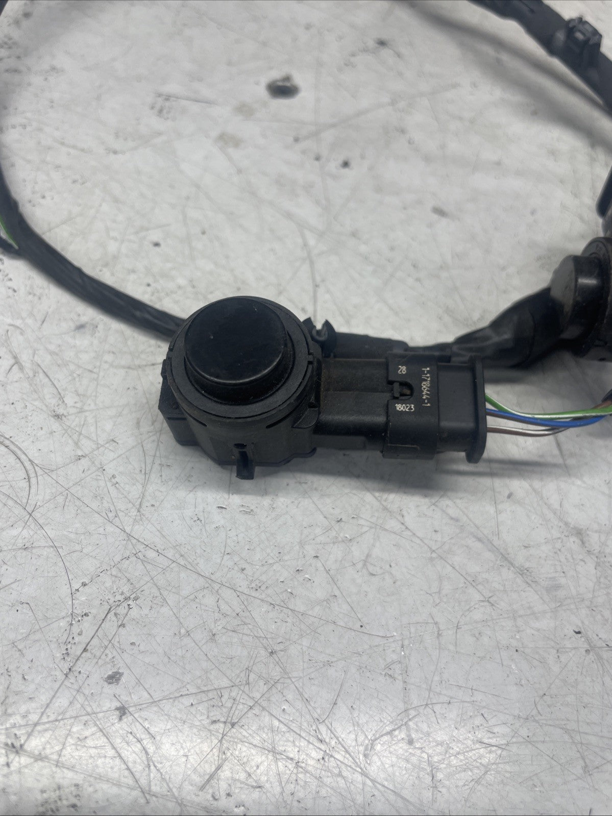 BMW 1 SERIES F40 2 SERIES F44 SPORT FRONT PARKING SENSORS + WIRING LOOM SET