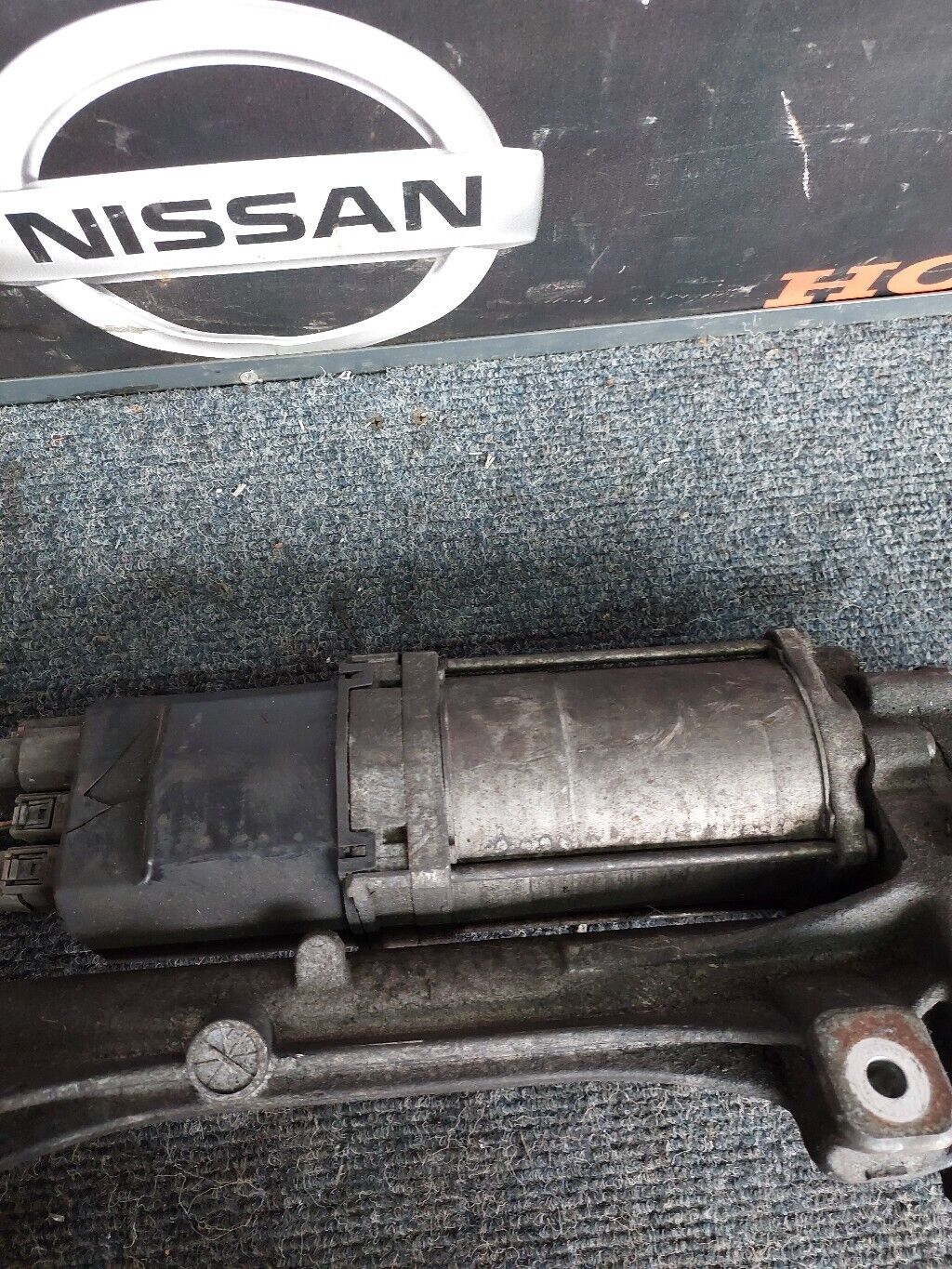 BMW 1 2 3 4 SERIES 13-17  POWER RC STEERING RACK 14289010 , 6856450