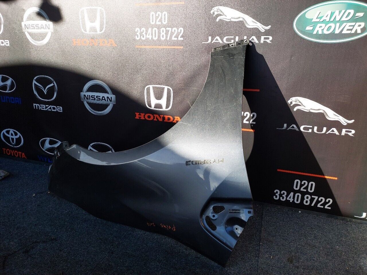 TOYOTA PRIUS O/S WING FENDER 2017