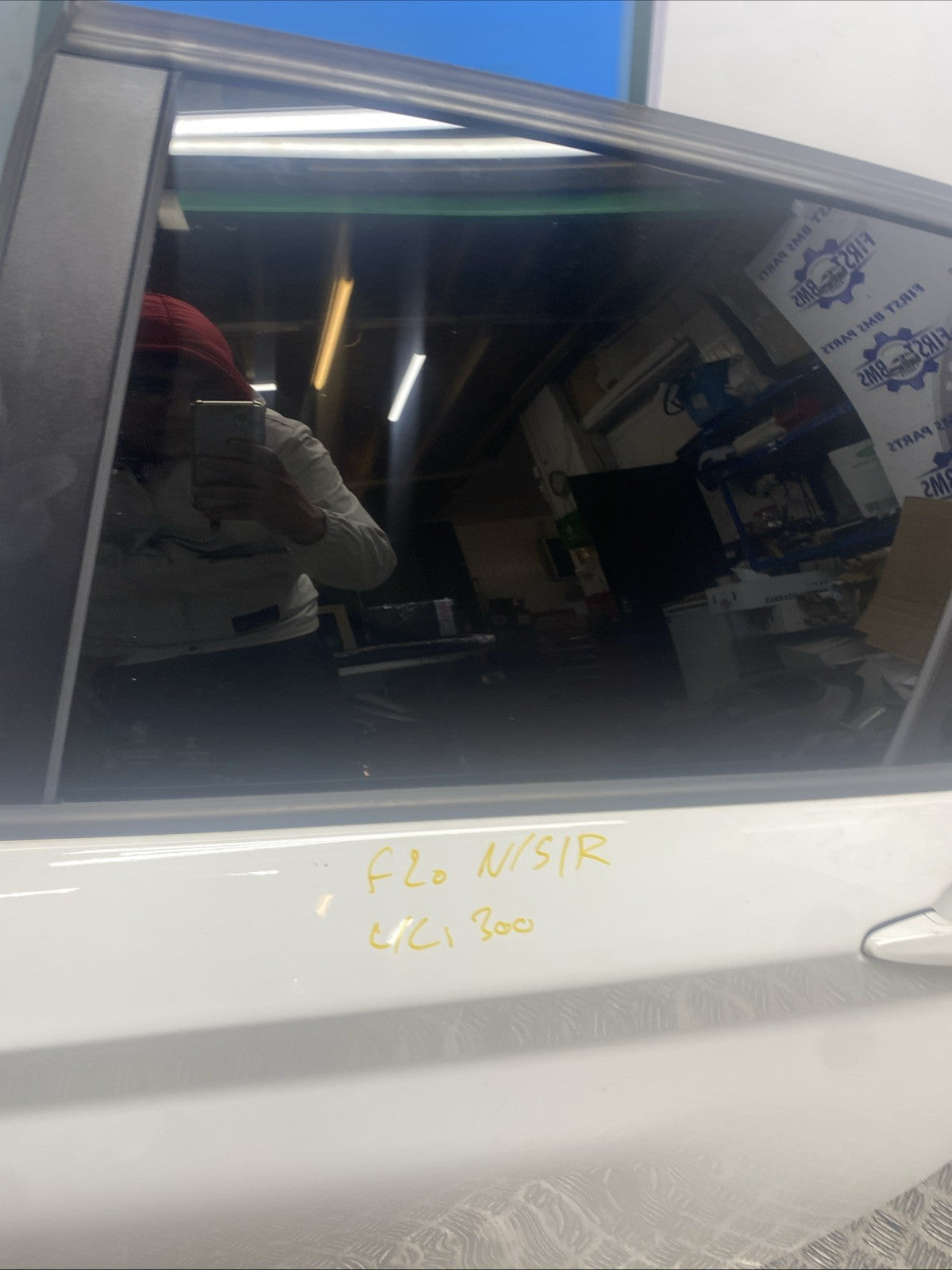 2014-2019 BMW 1 SERIES F20 PASSENGER SIDE REAR DOOR WHITE COLOR CODE 300