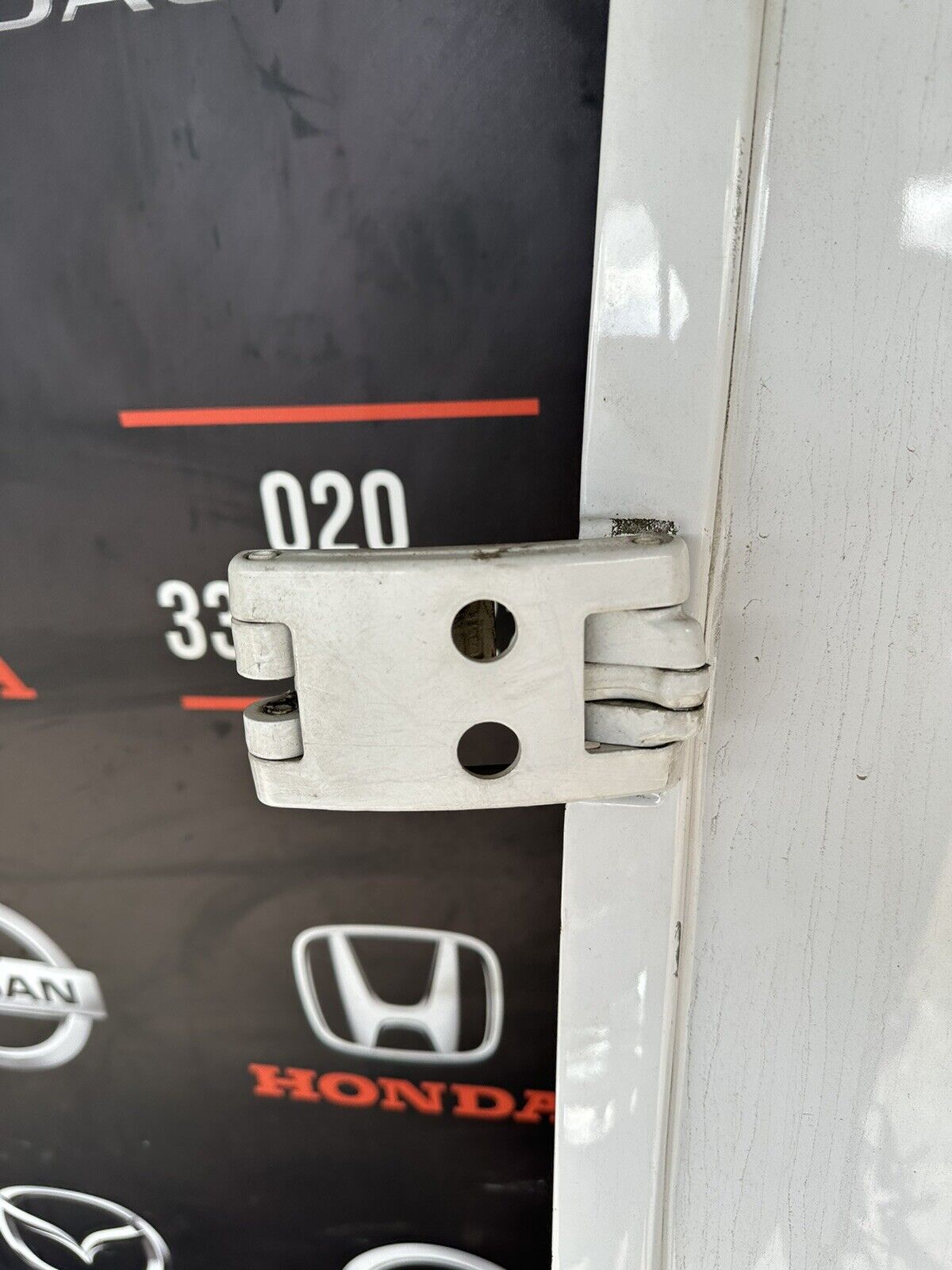 MERCEDES SPRINTER W906 NSR PASSENGER SIDE REAR DOOR COMPLETE WHITE