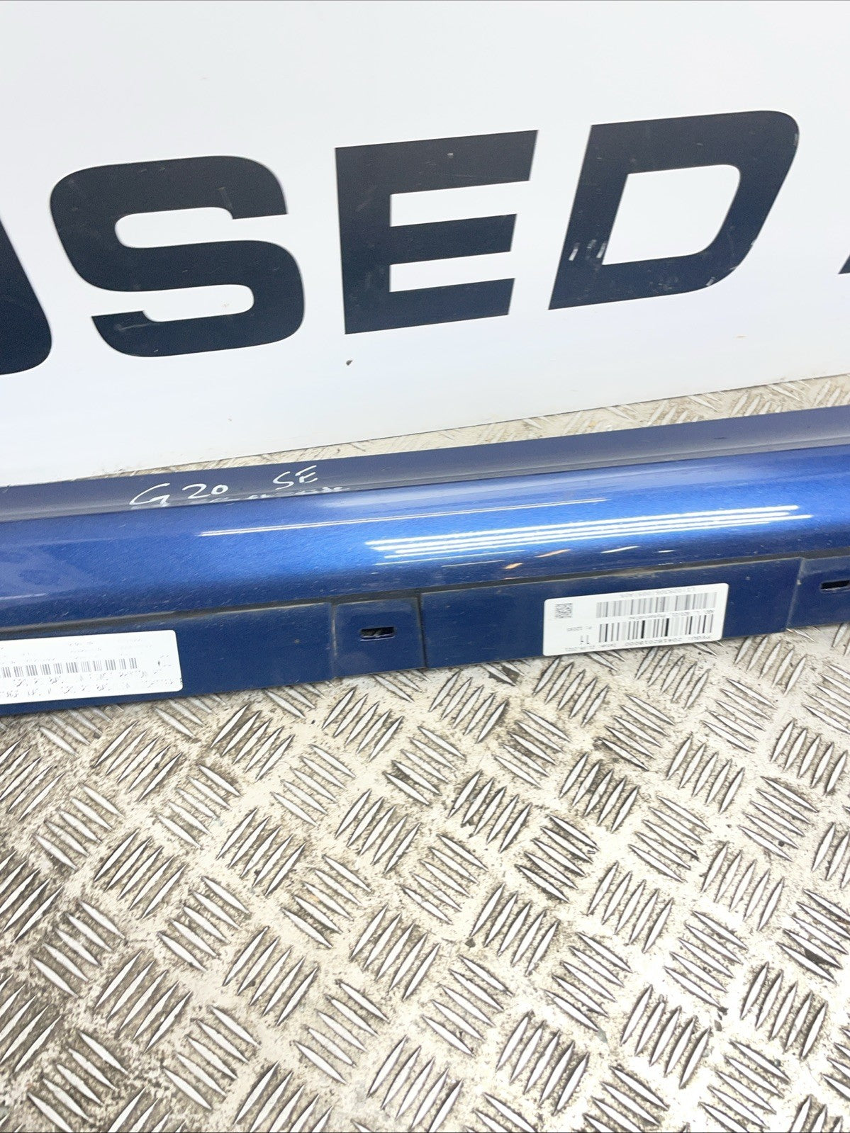 Bmw 5 series side skirt passenger left 2016-2023 m sport 8070341
