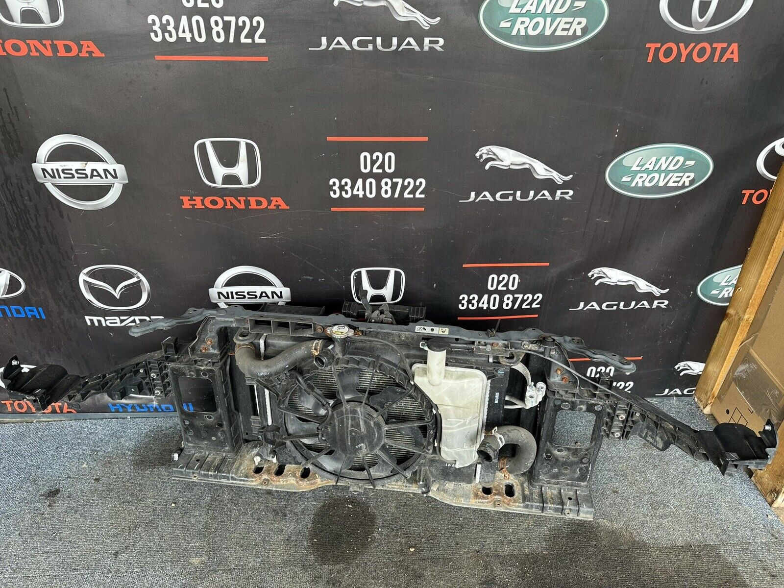 Hyundai i30 2016  Front Slam Panel Rad Radiator Pack Fan