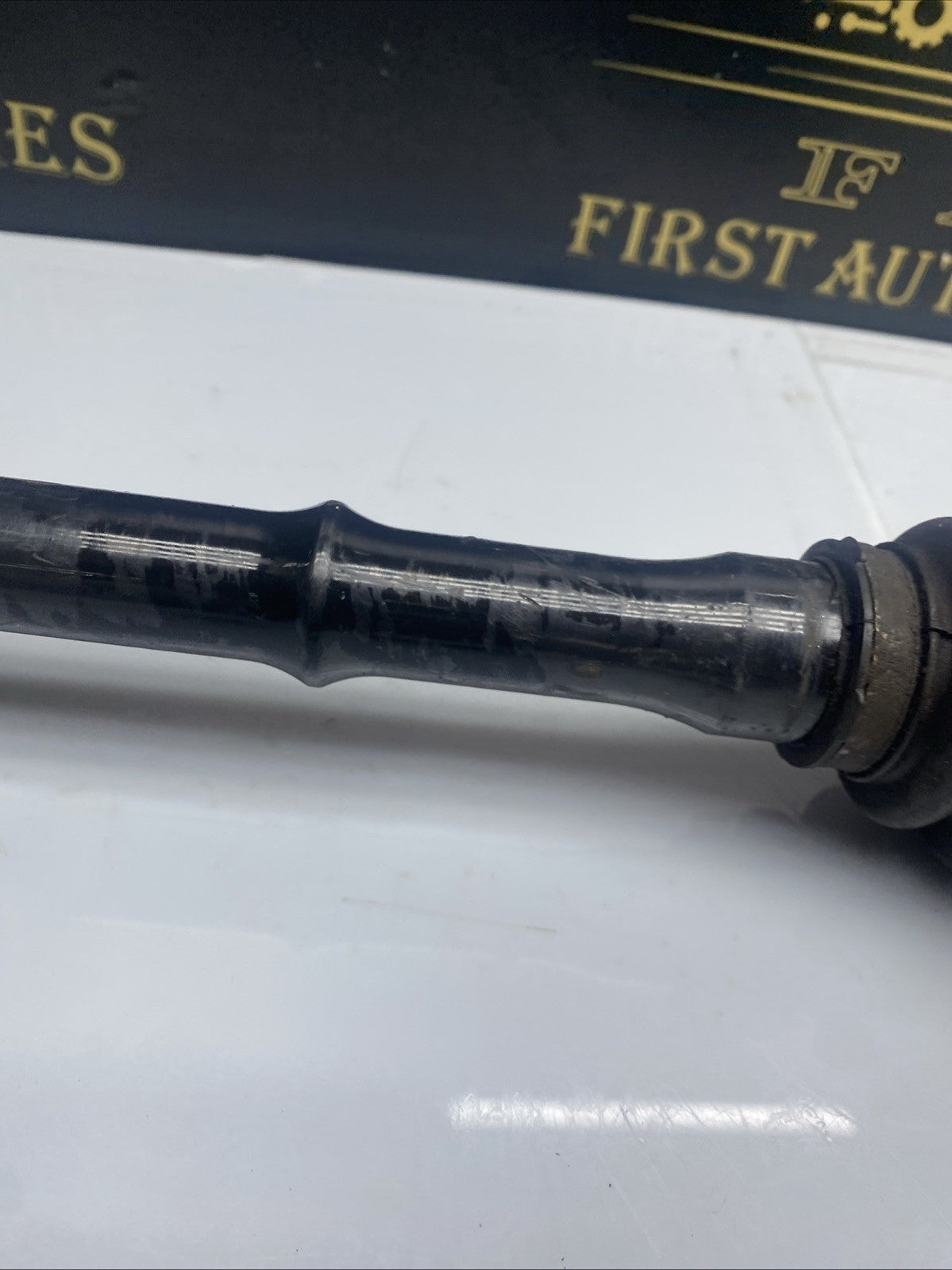 BMW F series F2XX - F3XX Rear Left Driveshaft 33207597689 GKN 7640261 USED