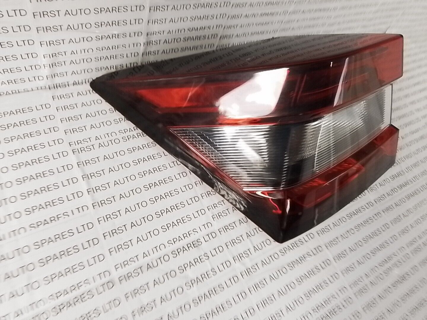 2019-2024 NISSAN JUKE MK2 F16 REAR TAIL LIGHT PASSENGER NEAR LEFT SIDE OUTER