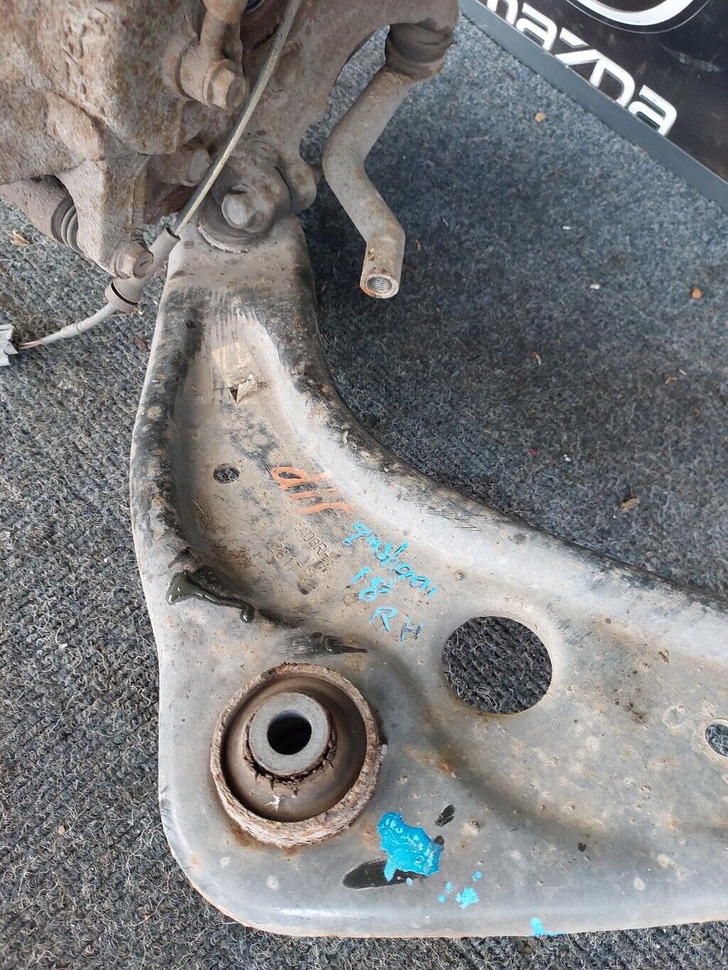 NISSAN QASHQAI J11 2018 O/S FRONT SUSPENSION LEG COMPLETE RH