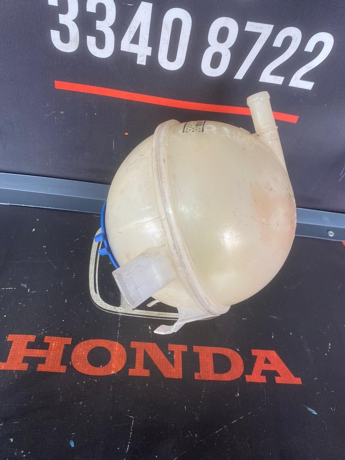 TOYOTA RAV 4 2022 HYBRID COOLANT EXPANSION BOTTLE