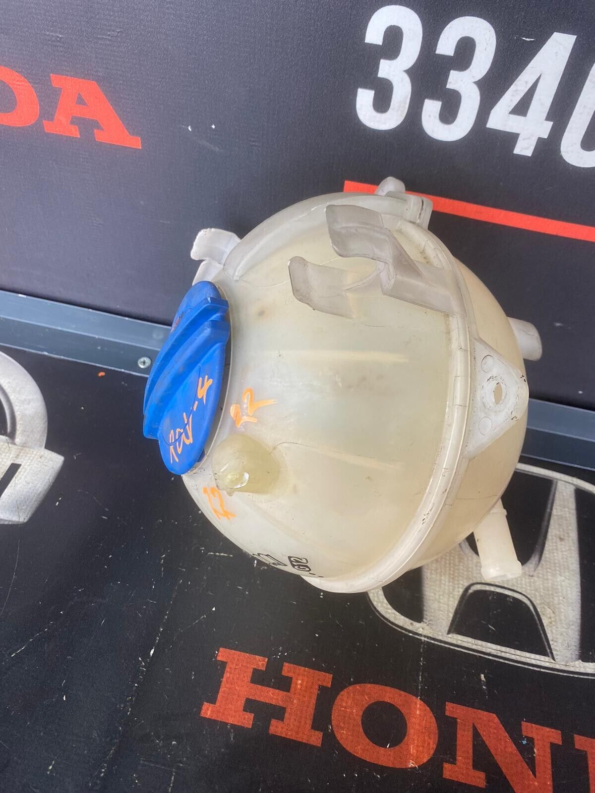 TOYOTA RAV 4 2022 HYBRID COOLANT EXPANSION BOTTLE