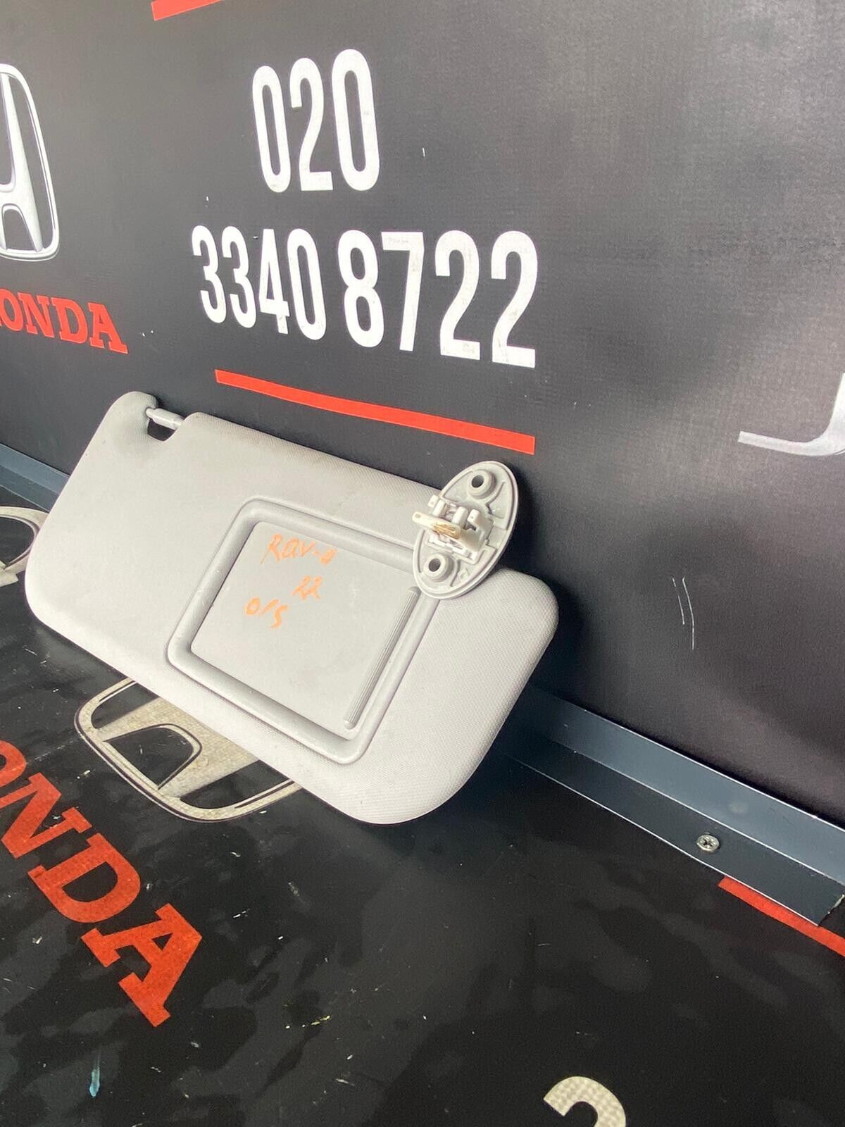 TOYOTA RAV 4 2022 O/S RIGHT SUN VISOR