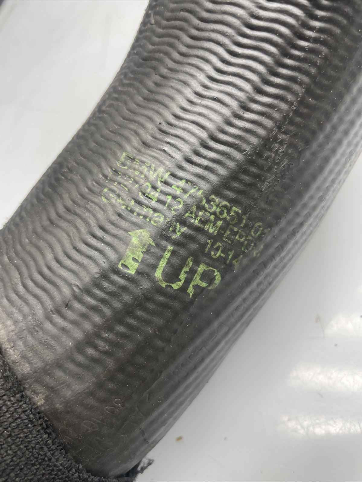 BMW Intercooler Charge Air Hose B37B B47D 1 2 Series F40 F44 F45 F46  4753651