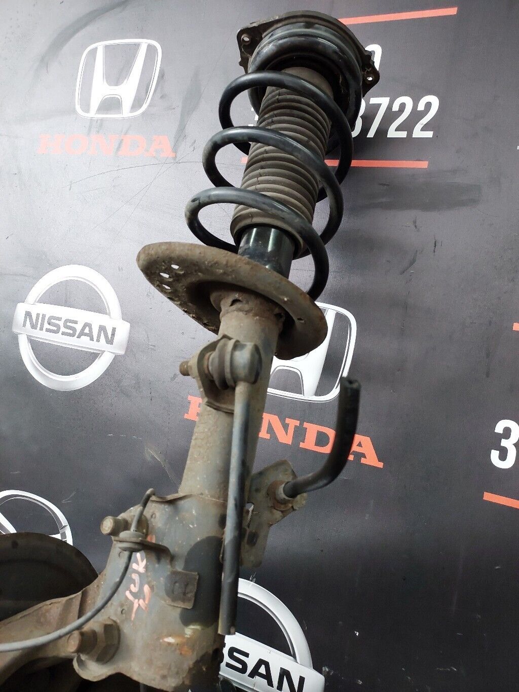 NISSAN JUKE N/S FRONT COMPLETE SUSPENSION LEG LH 2014