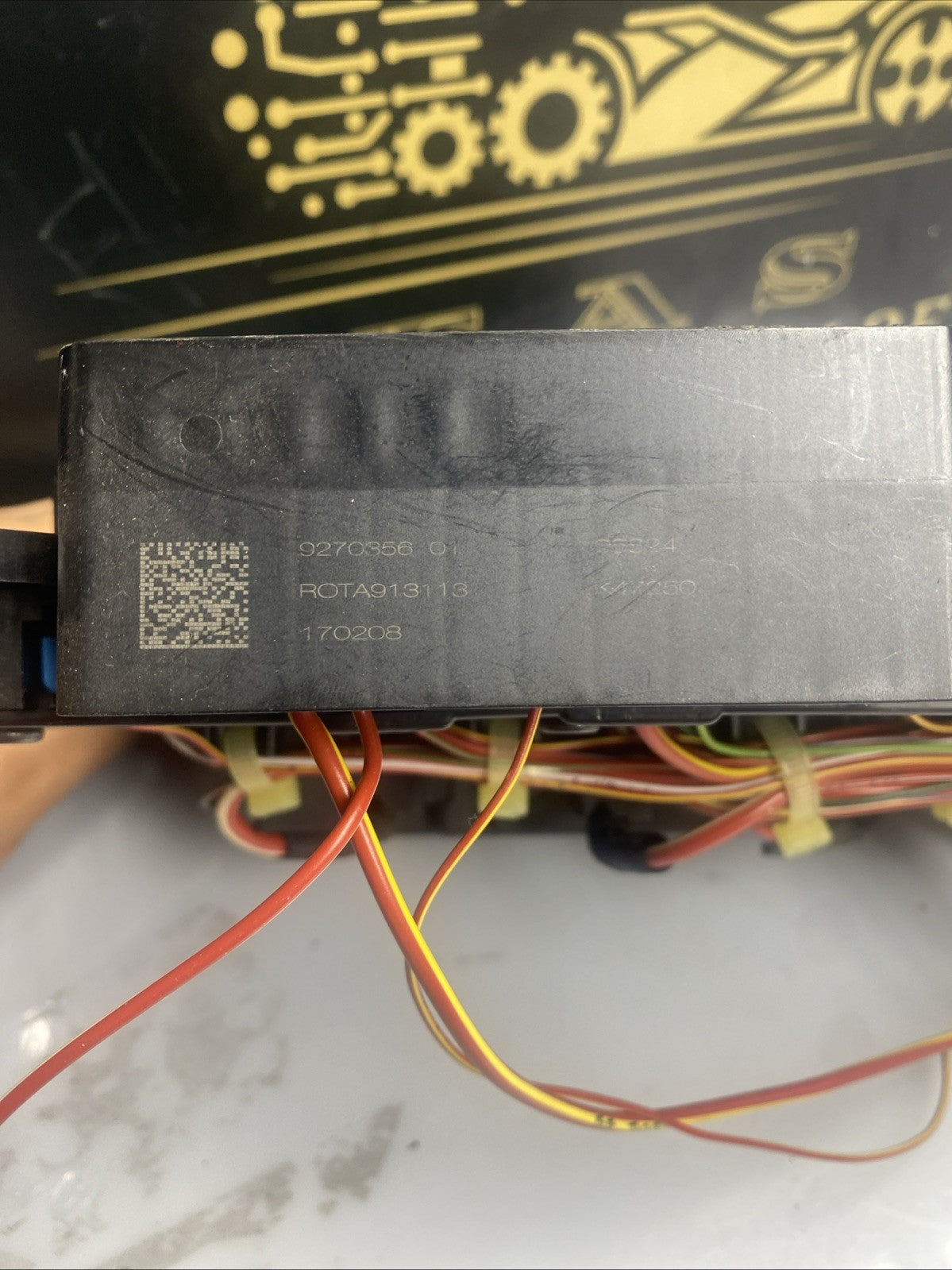 BMW X1 FUSE RELAY POWER DISTRIBUTION BOX 9270356 F48 2015-2022
