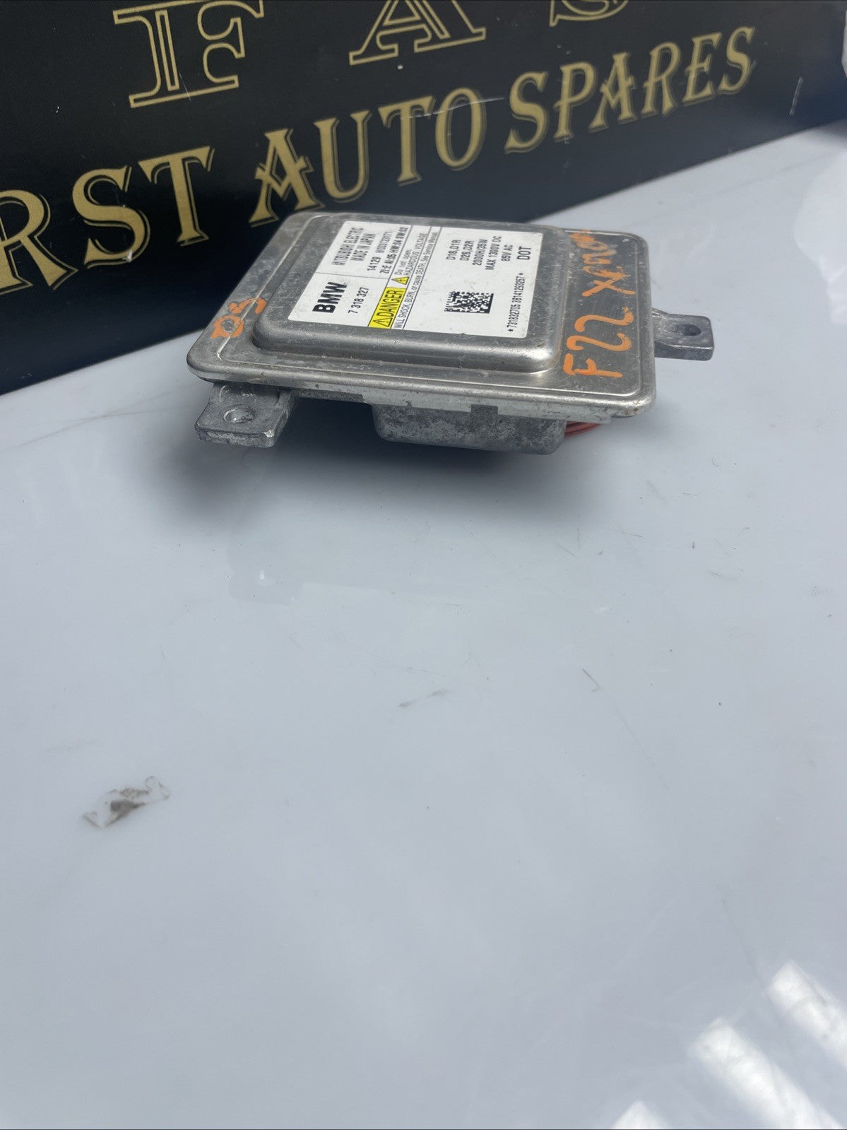 BMW 1 SERIES F20 F21 XENON HEADLIGHT BALLAST CONTROL MODULE ECU 7318327 (L133)