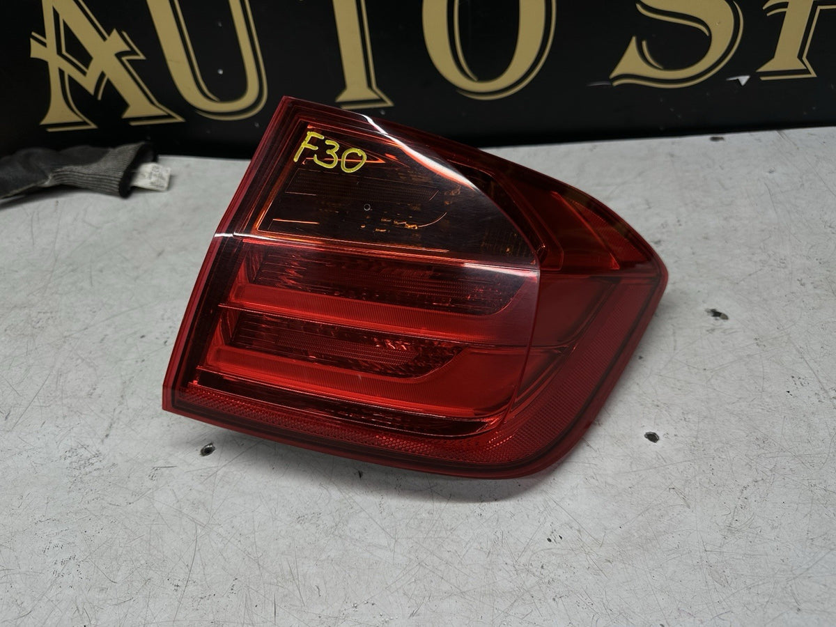 BMW 3 Series F30 Right Rear Tail Light Lamp Assembly 7259894 Genuine 2012-2015