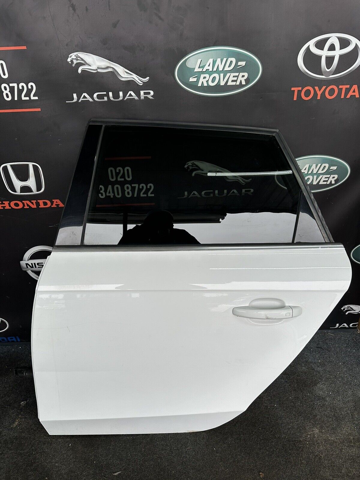 AUDI A4 REAR DOOR LEFT PASSENGER SIDE IN ESTATE B8 2014