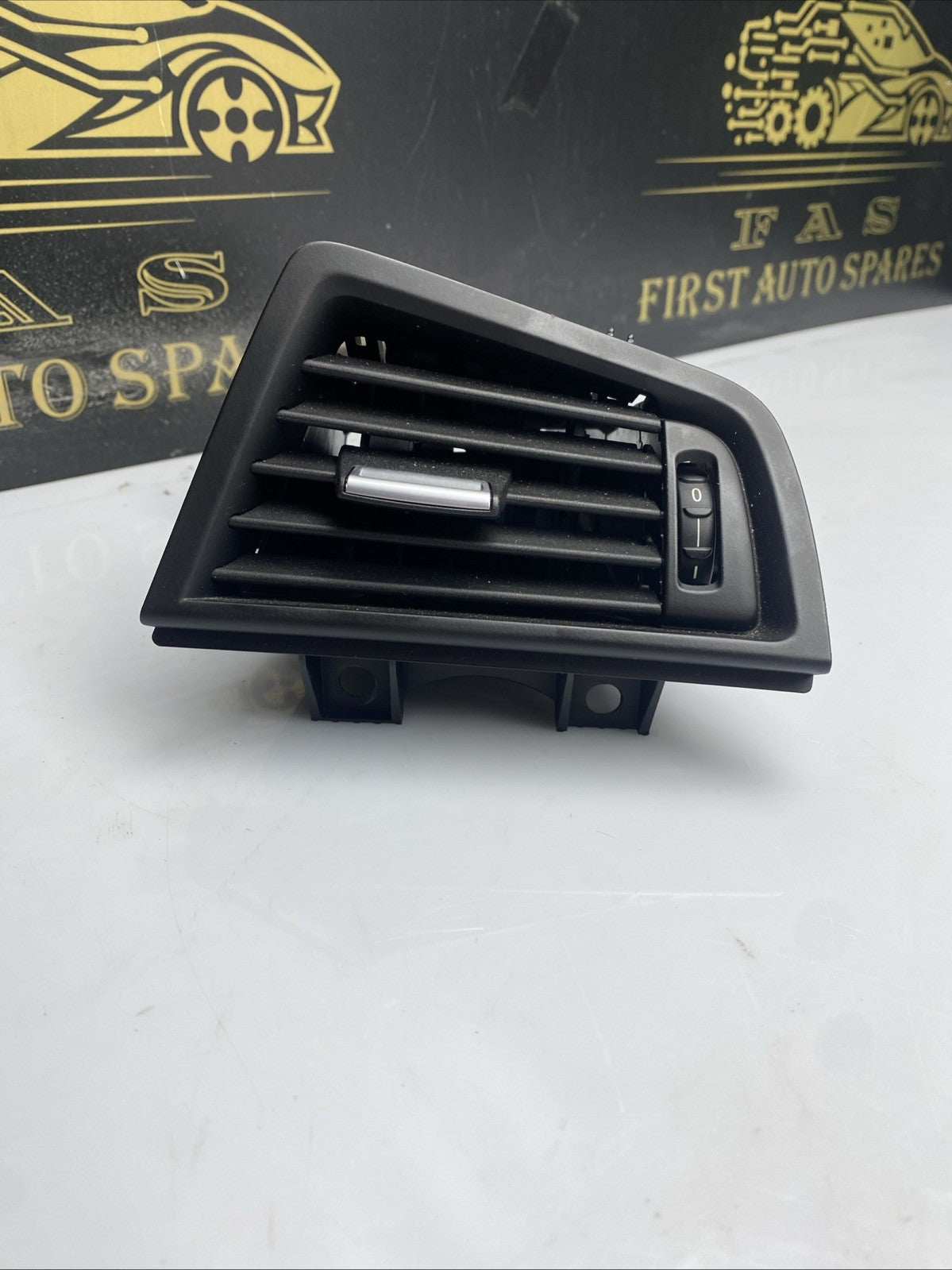 BMW 5 SERIES F10 F11 Left Dashboard Air Vent Driver Side Black OEM F5916688813