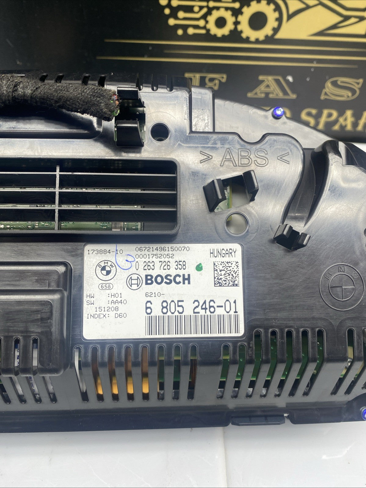 BMW 5 SERIES F10 F01 F11 F07 SPEEDOMETER CLOCK CLUSTER 6805246