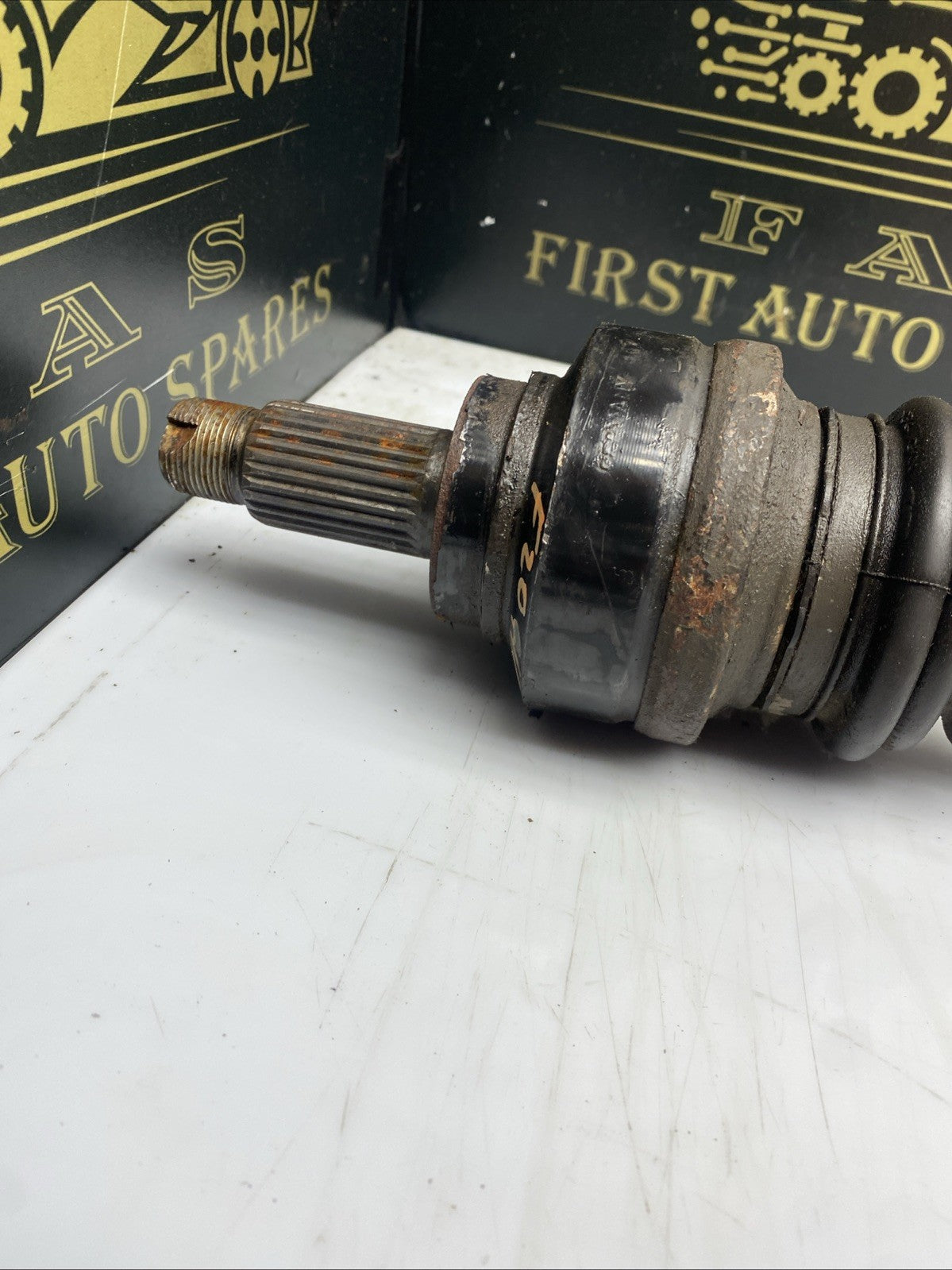 BMW 4 SERIES REAR DRIVESHAFT LEFT PASSENGER 8680347 F32 F33 F36 F20 F30 F31 F22