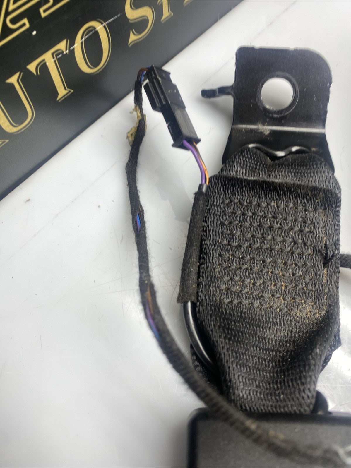 GENUINE BMW 1 3 SERIES F21 F30 F31 F80 REAR SEAT BELT BUCKLE SET 7266352 7355471