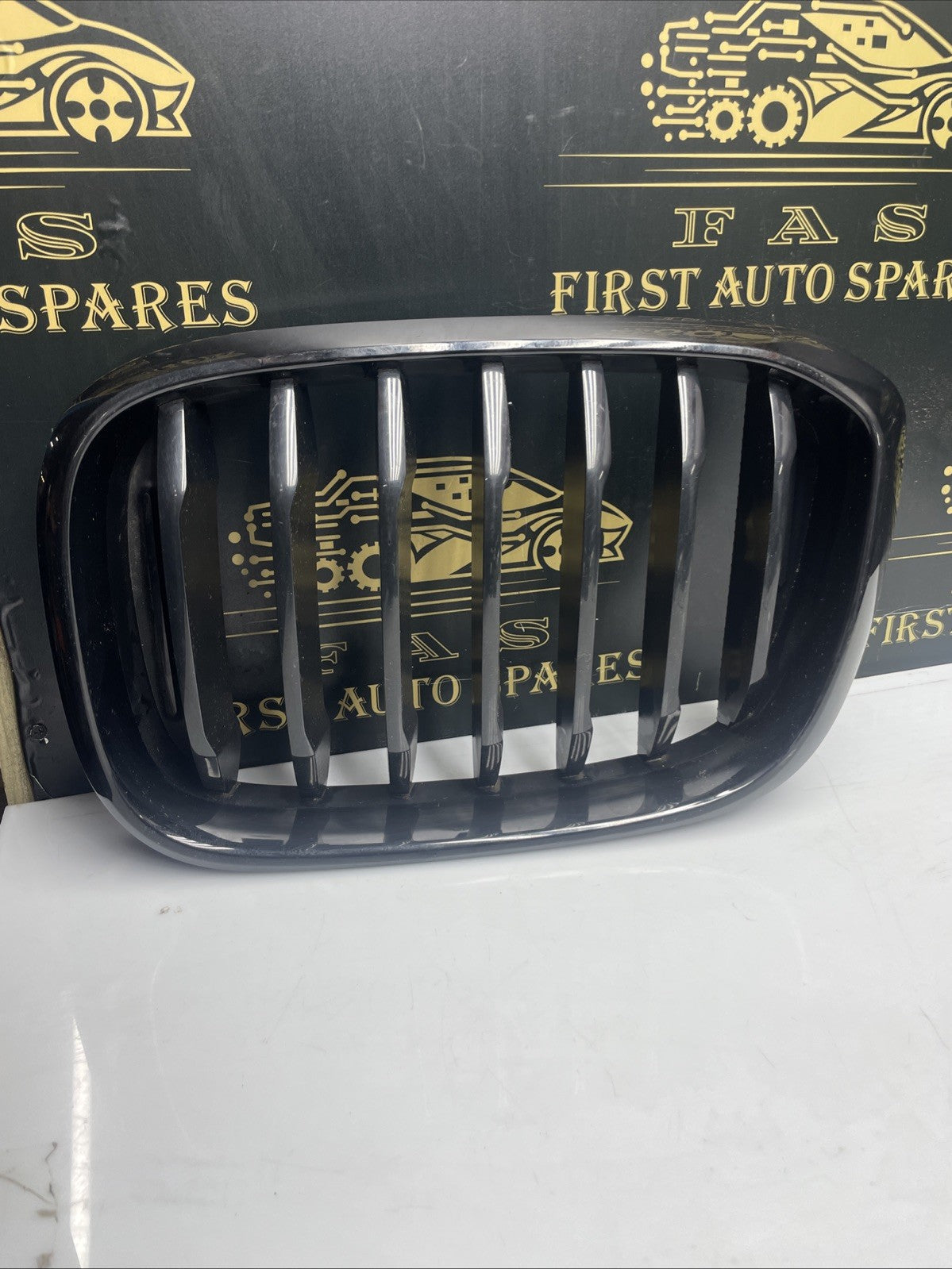 BMW X3 G01 Front Left Kidney Grille 51137440853 7440853