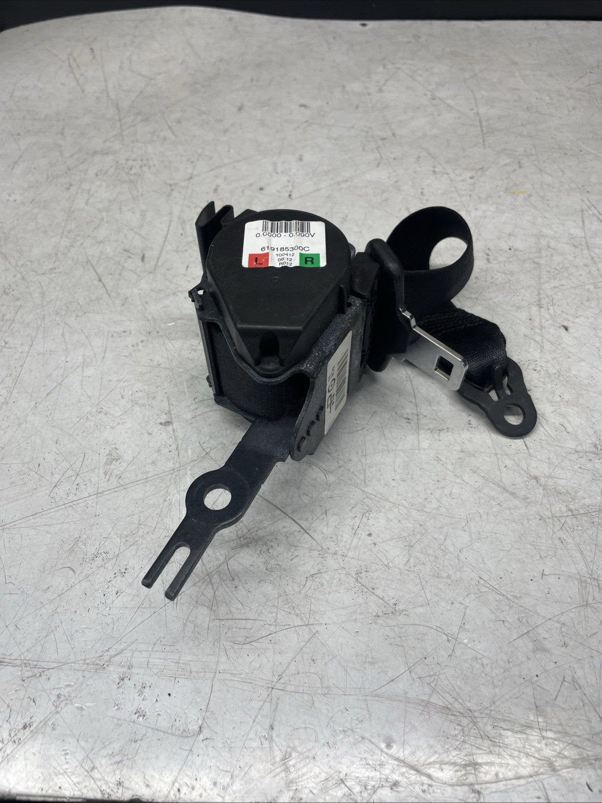 BMW 3 SERIES F30 2012 REAR SEAT BELT FITS LEFT OR RIGHT SIDE S3725938903