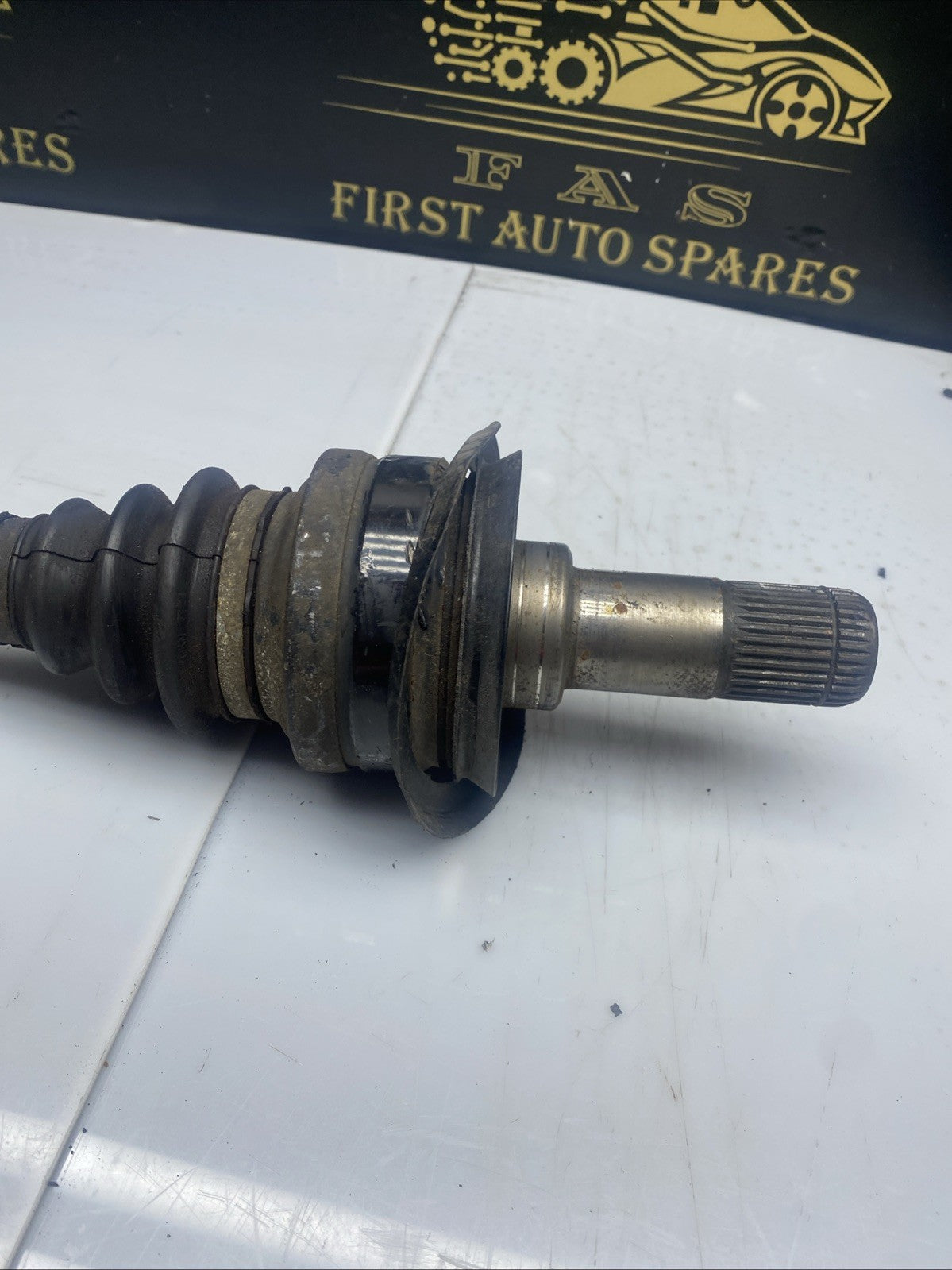 BMW 4 SERIES REAR DRIVESHAFT LEFT PASSENGER 7597689 F32 F36 F20 F21 F30 F31 F34