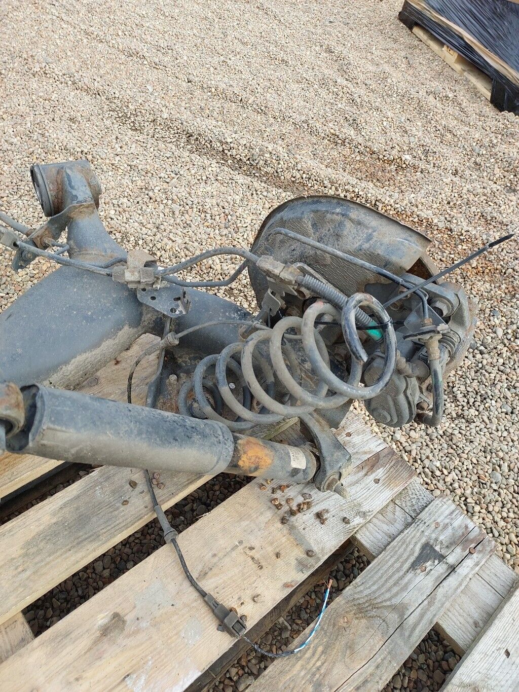 NISSAN QASHQAI J11 2019 COMPLETE REAR AXLE