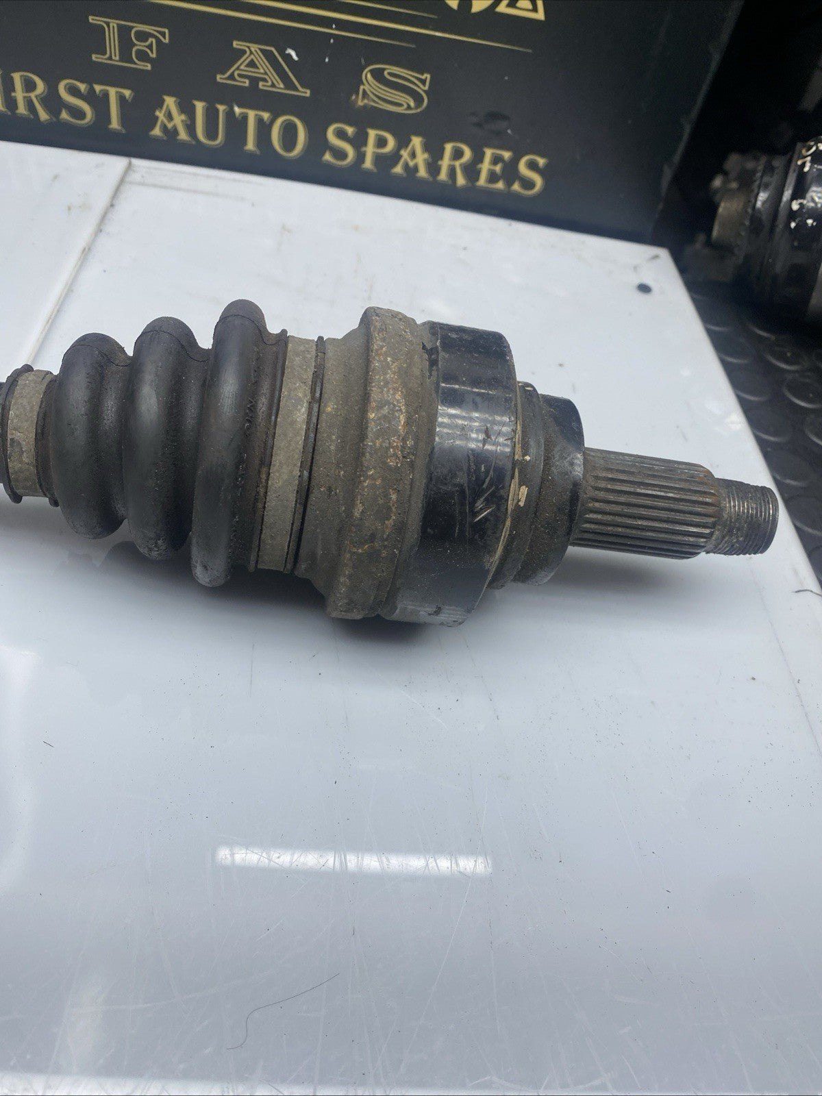 BMW 1 2 3 4 SERIES F20 F30 F32 DRIVERS RIGHT REAR N47 DIESEL DRIVESHAFT 7597682