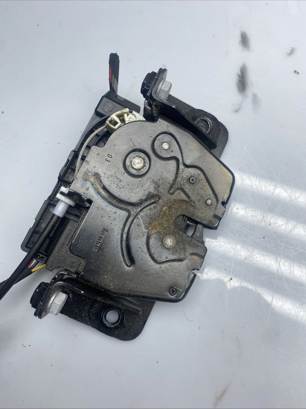 BMW 1 SERIES 2 SERIES BOOTLID TAILGATE LOCK MECHANISM 163672
